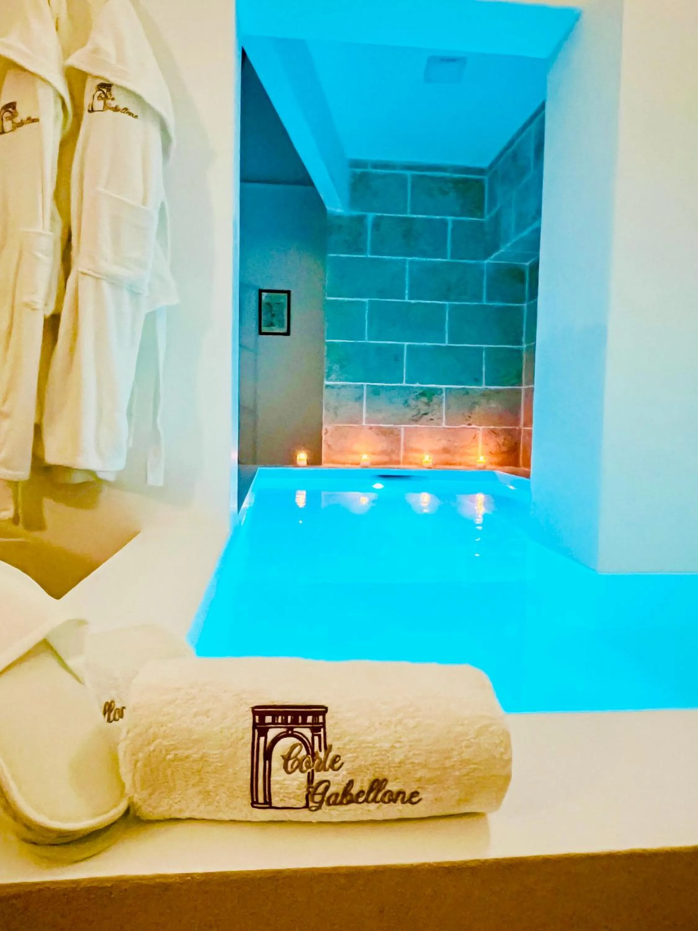 Swimming pool in Corte Gabellone - dimora storica