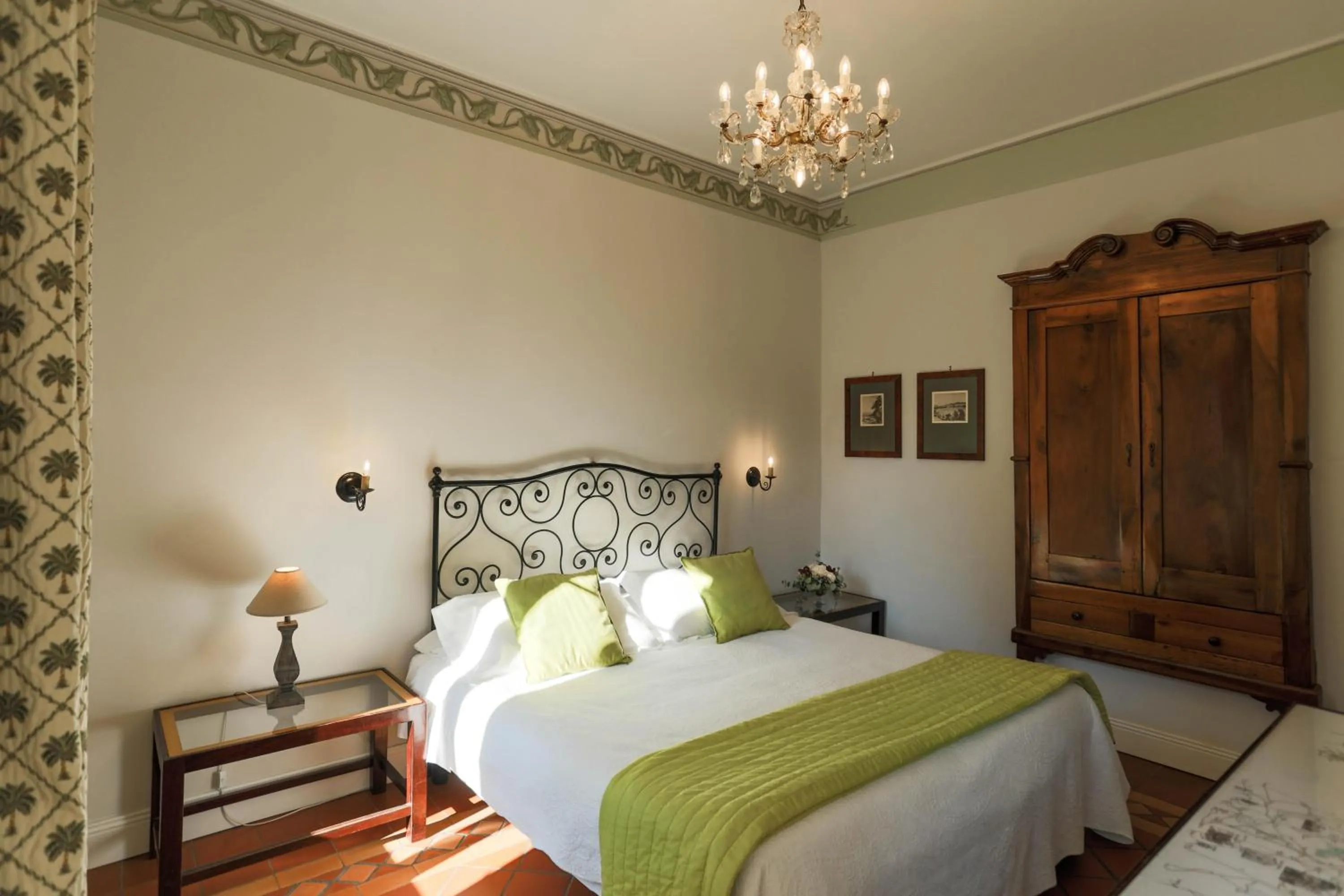 Bed in Albergo Ristorante Madonnina