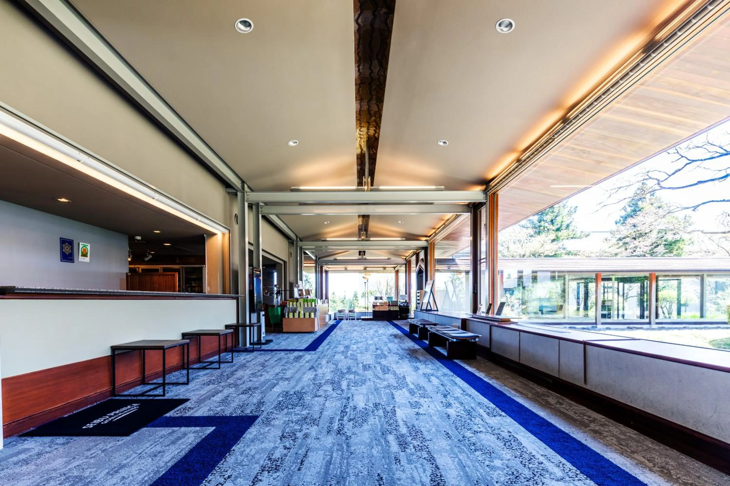 Lobby or reception in Hakone Yunohana Prince Hotel