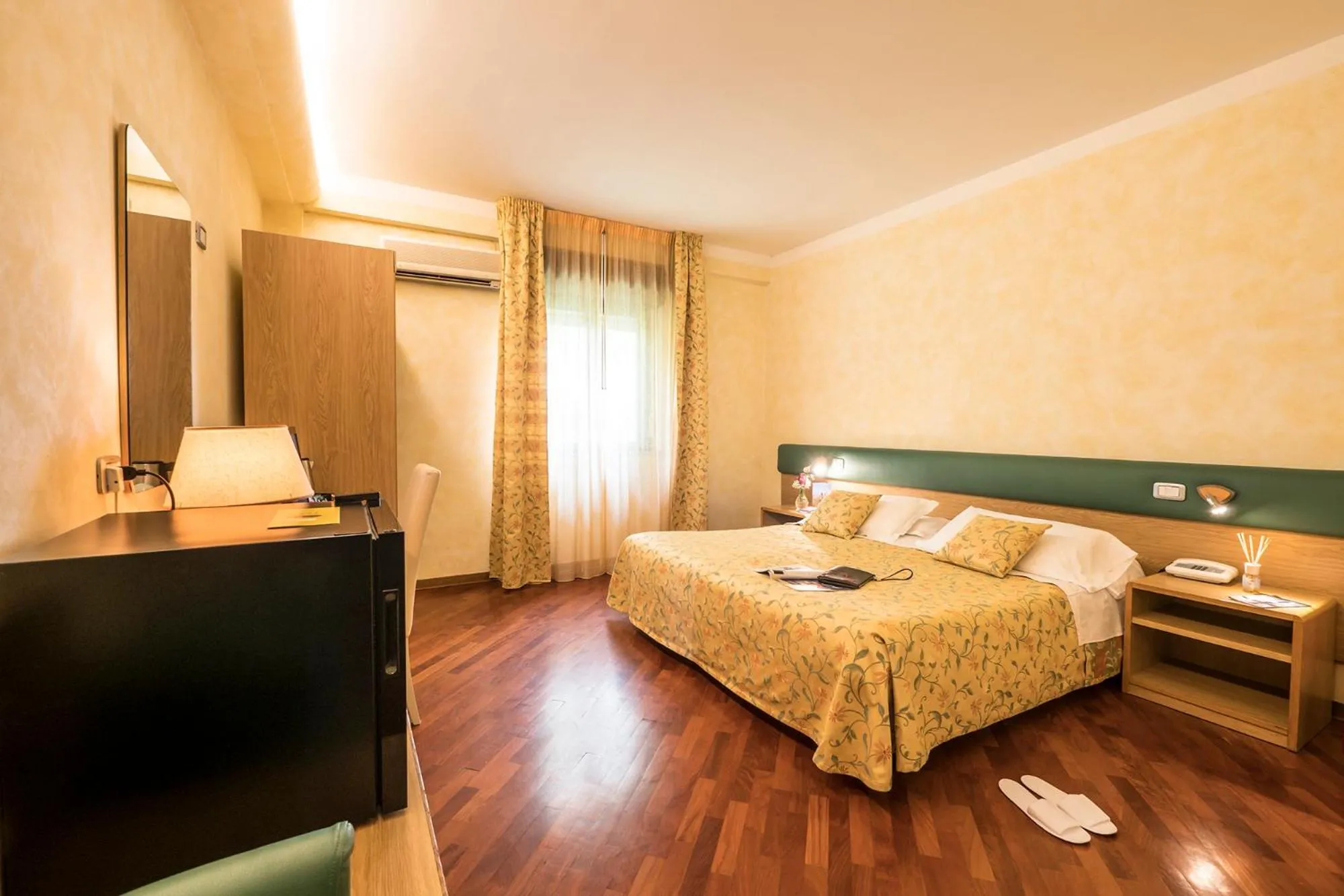 Photo of the whole room, Bed in Hotel Vega Perugia