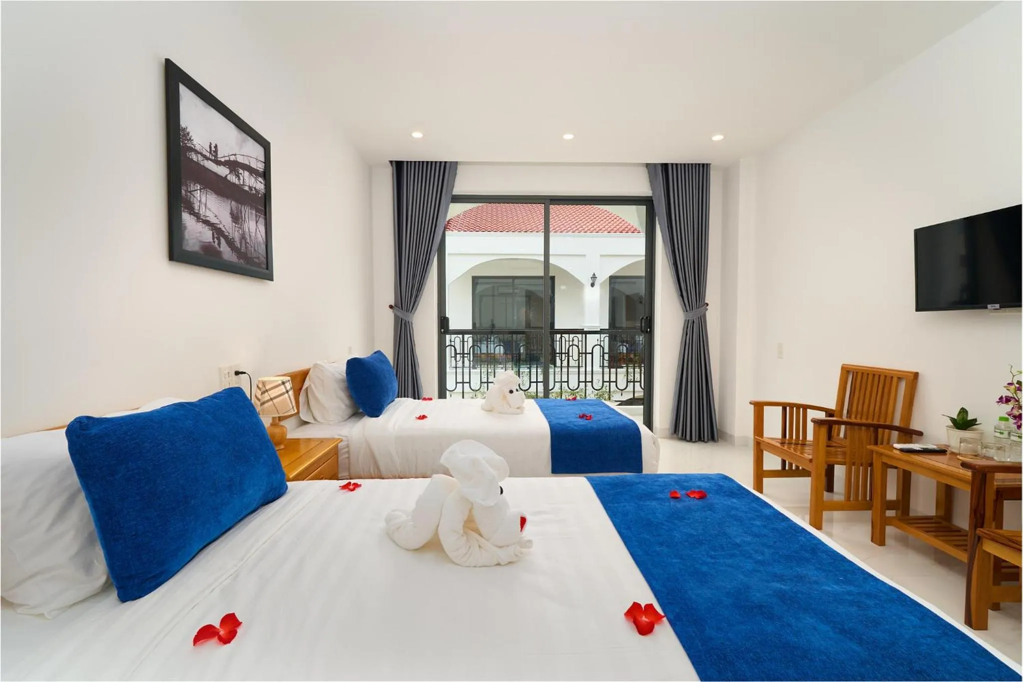 Bed in Hoi An Legend Charm Boutique Hoi An Hotel