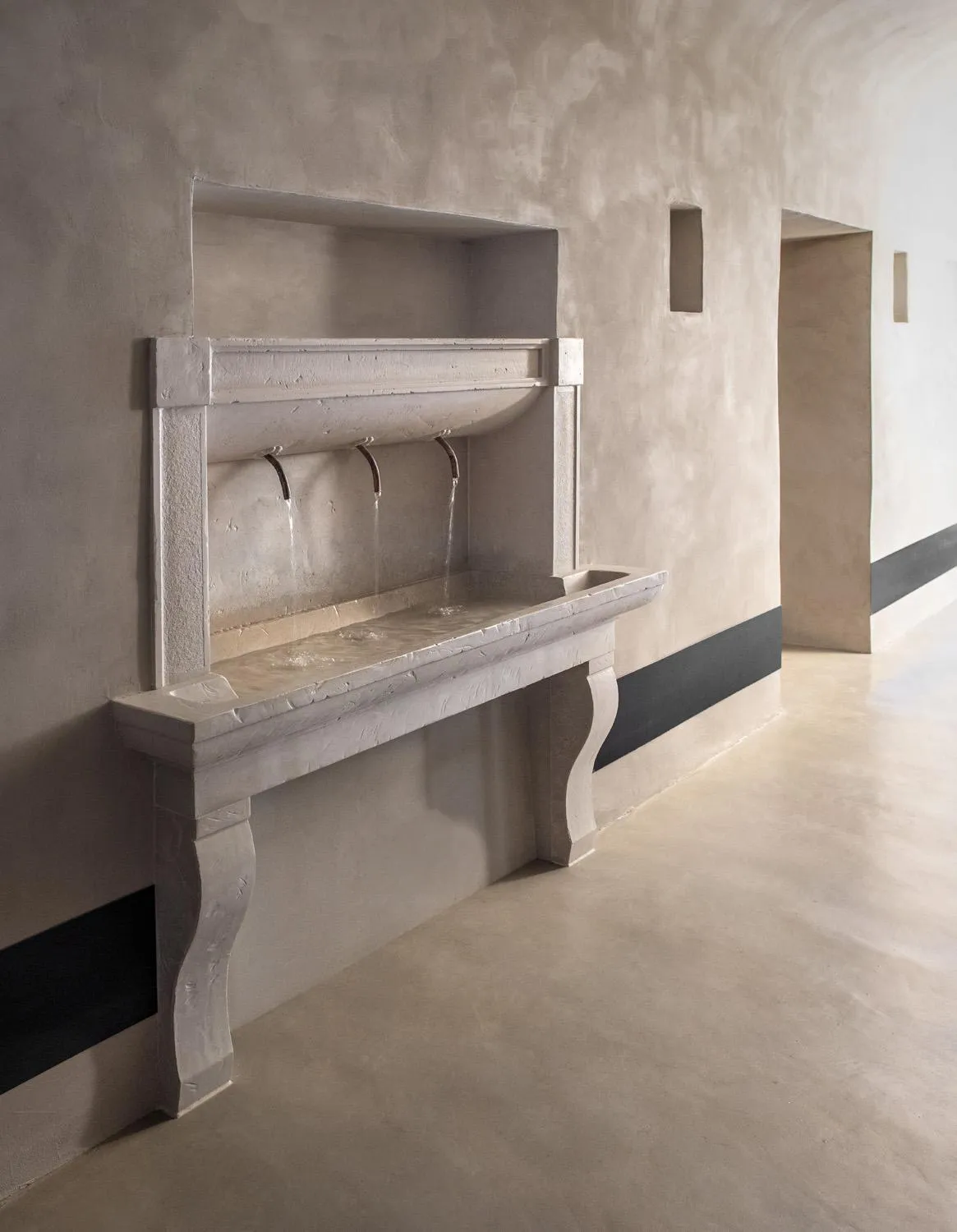 Decorative detail in Badia di Pomaio