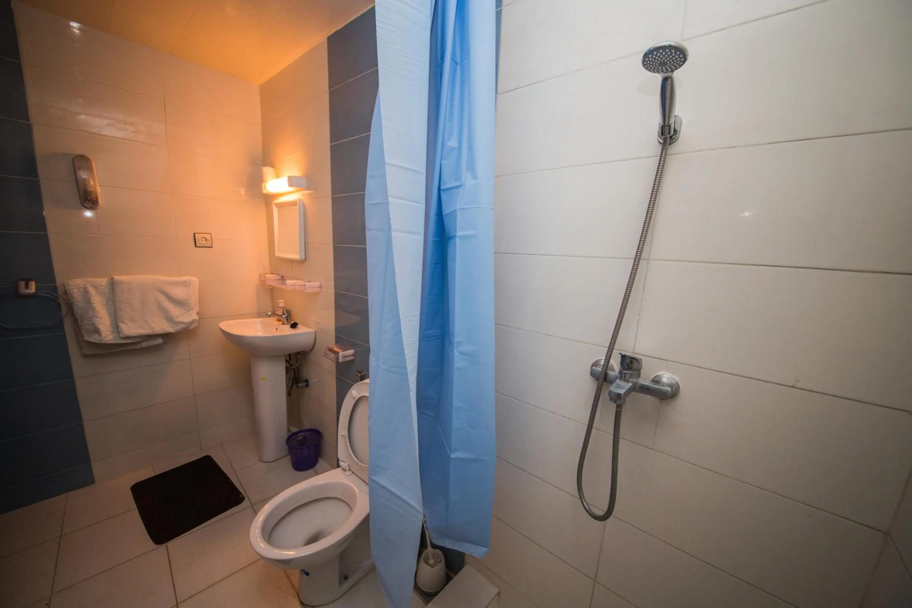 Riad asmae moustakim