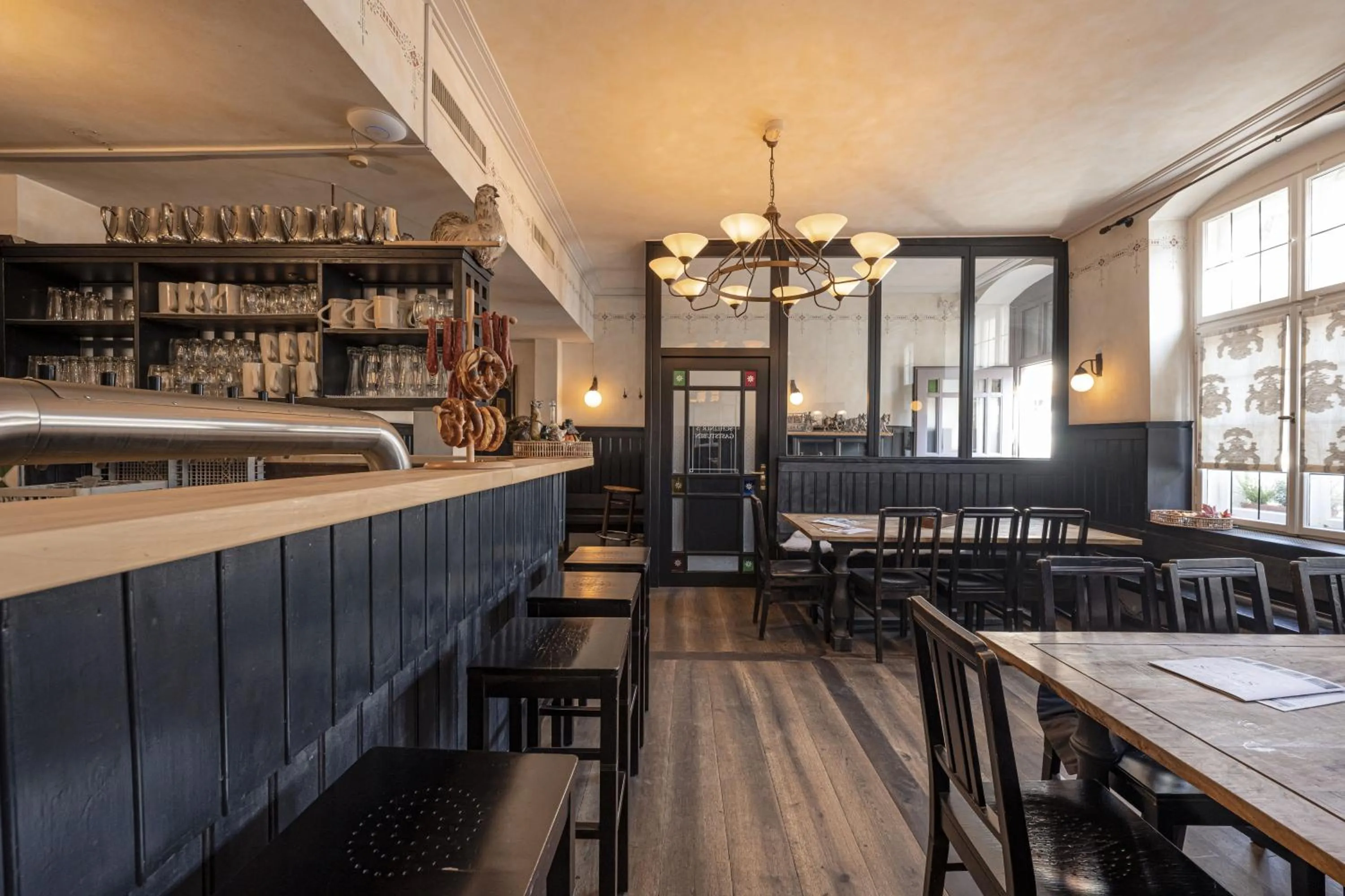 Restaurant/places to eat in Hotel Am Dom