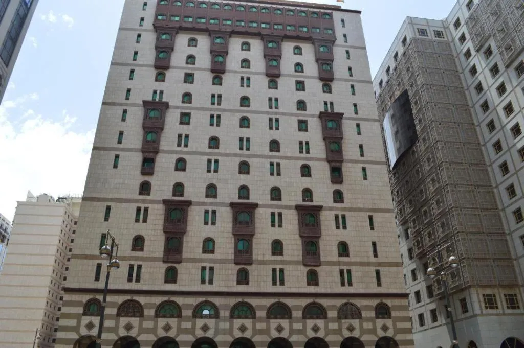 Property building in فندق قصر الاندلس الذهبي - Alandalus golden palace Hotel