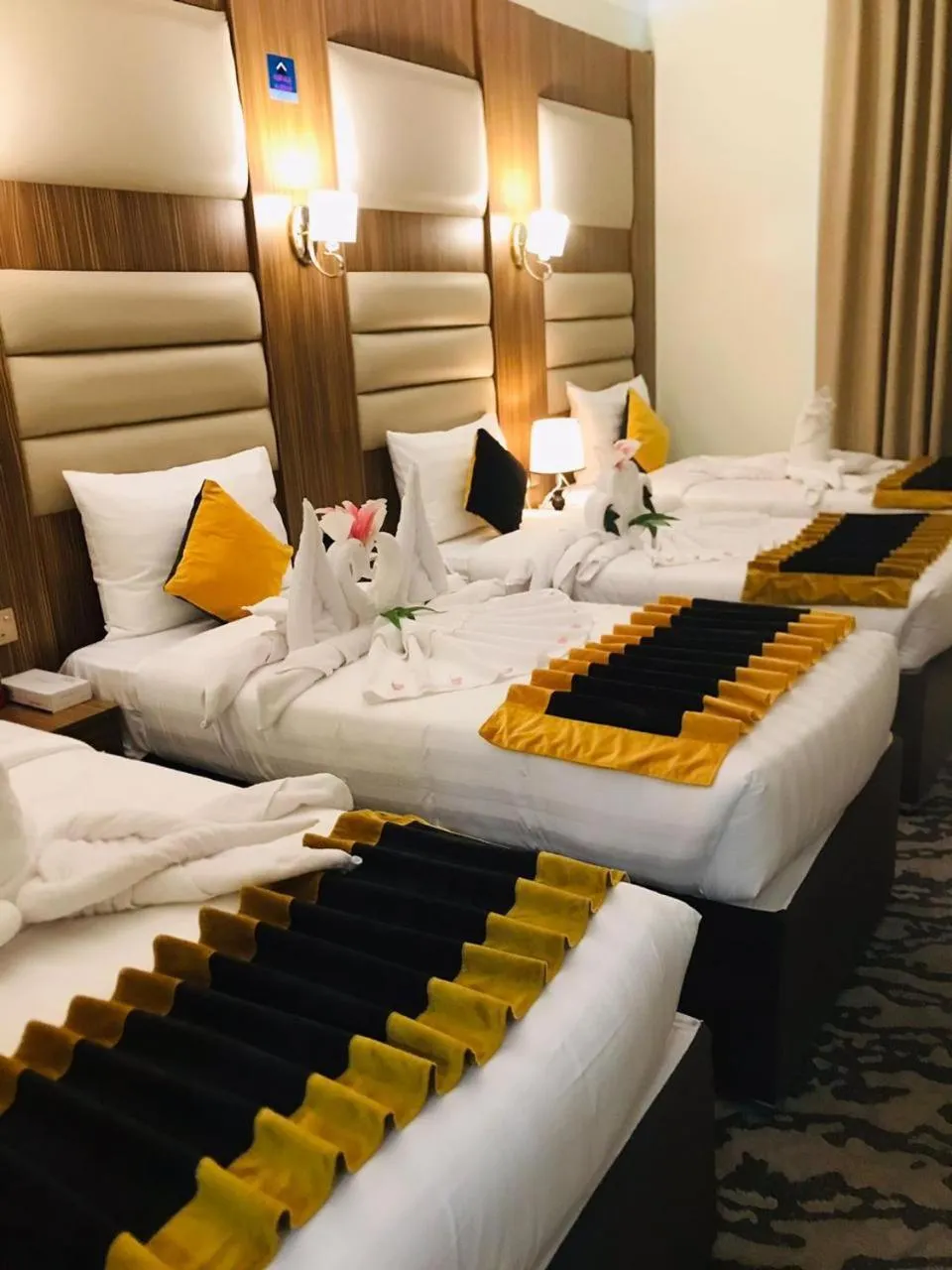 Bed in فندق قصر الاندلس الذهبي - Alandalus golden palace Hotel