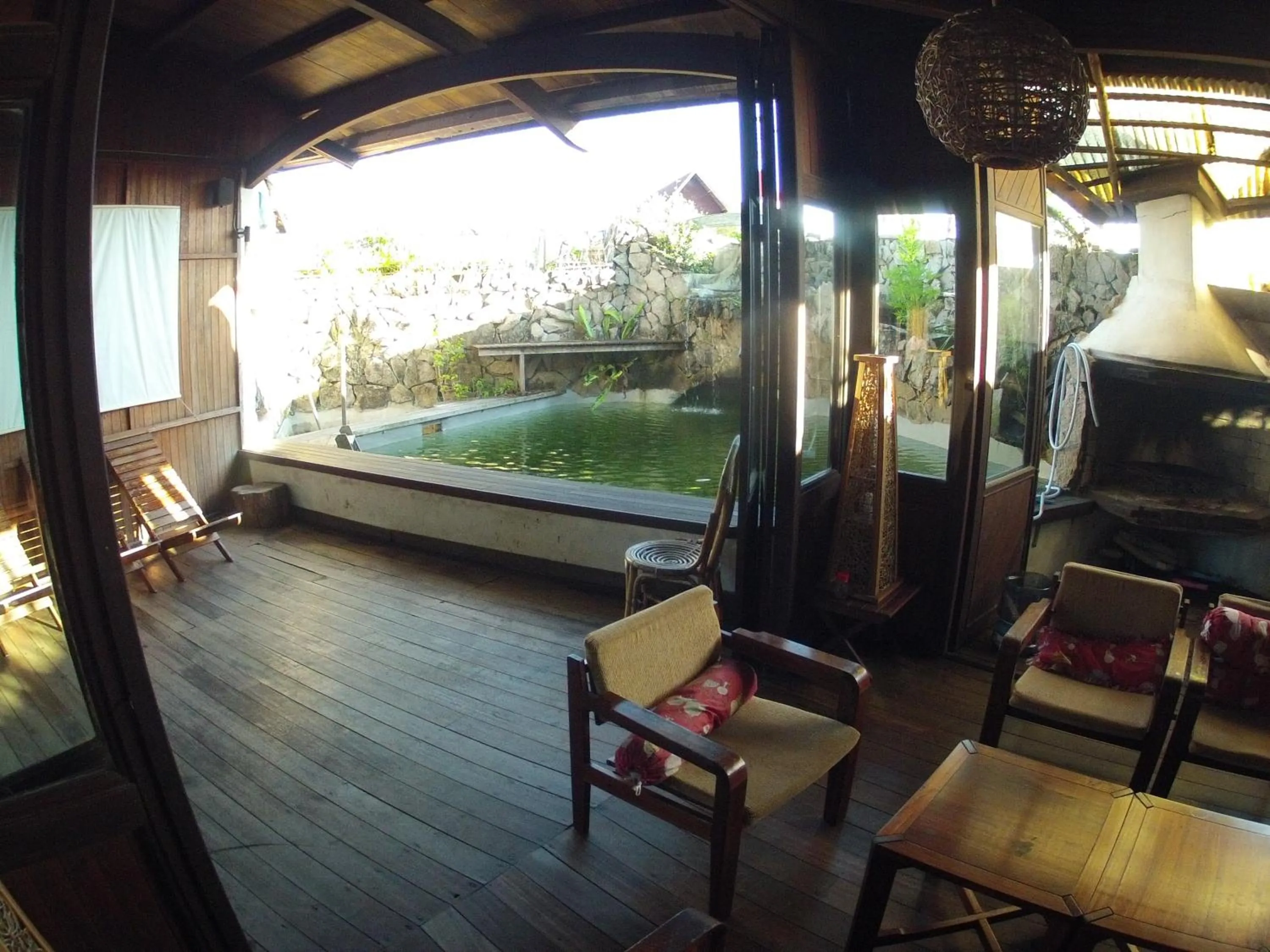 Swimming pool in Bukit Raya Guesthouse