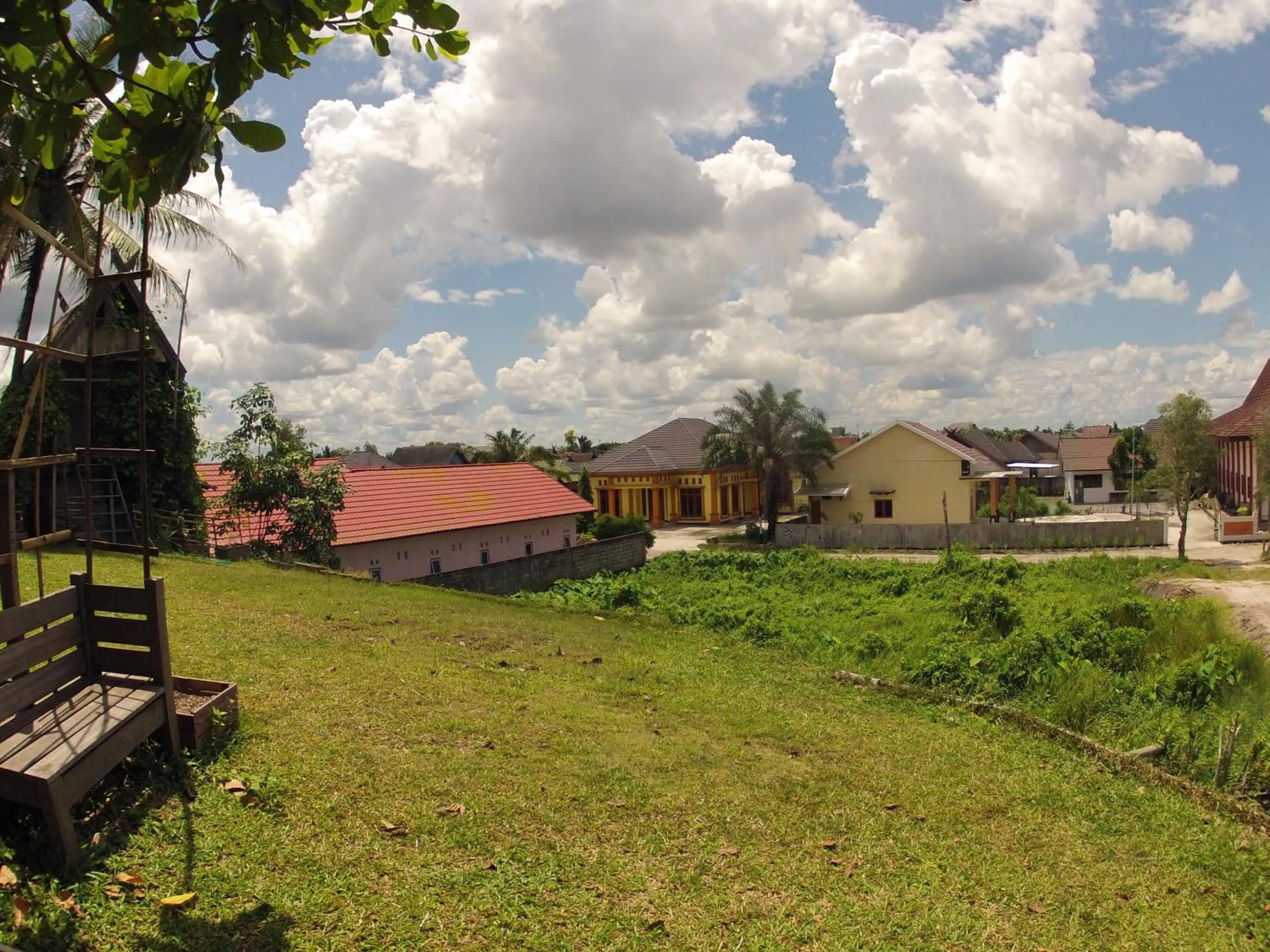 Neighbourhood in Bukit Raya Guesthouse