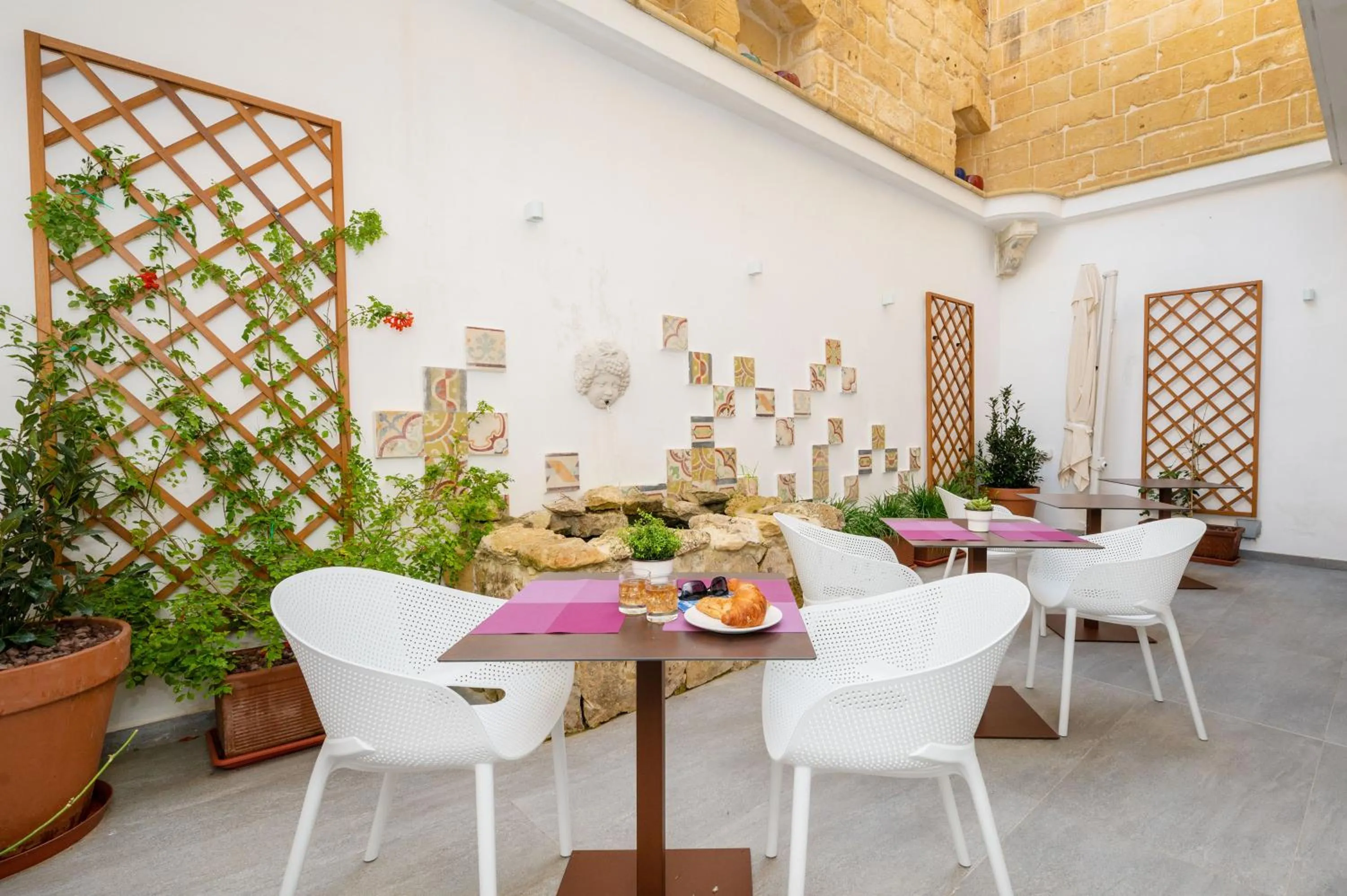 Restaurant/places to eat in Battistini Boutique Living and Spa, Victoria, Gozo