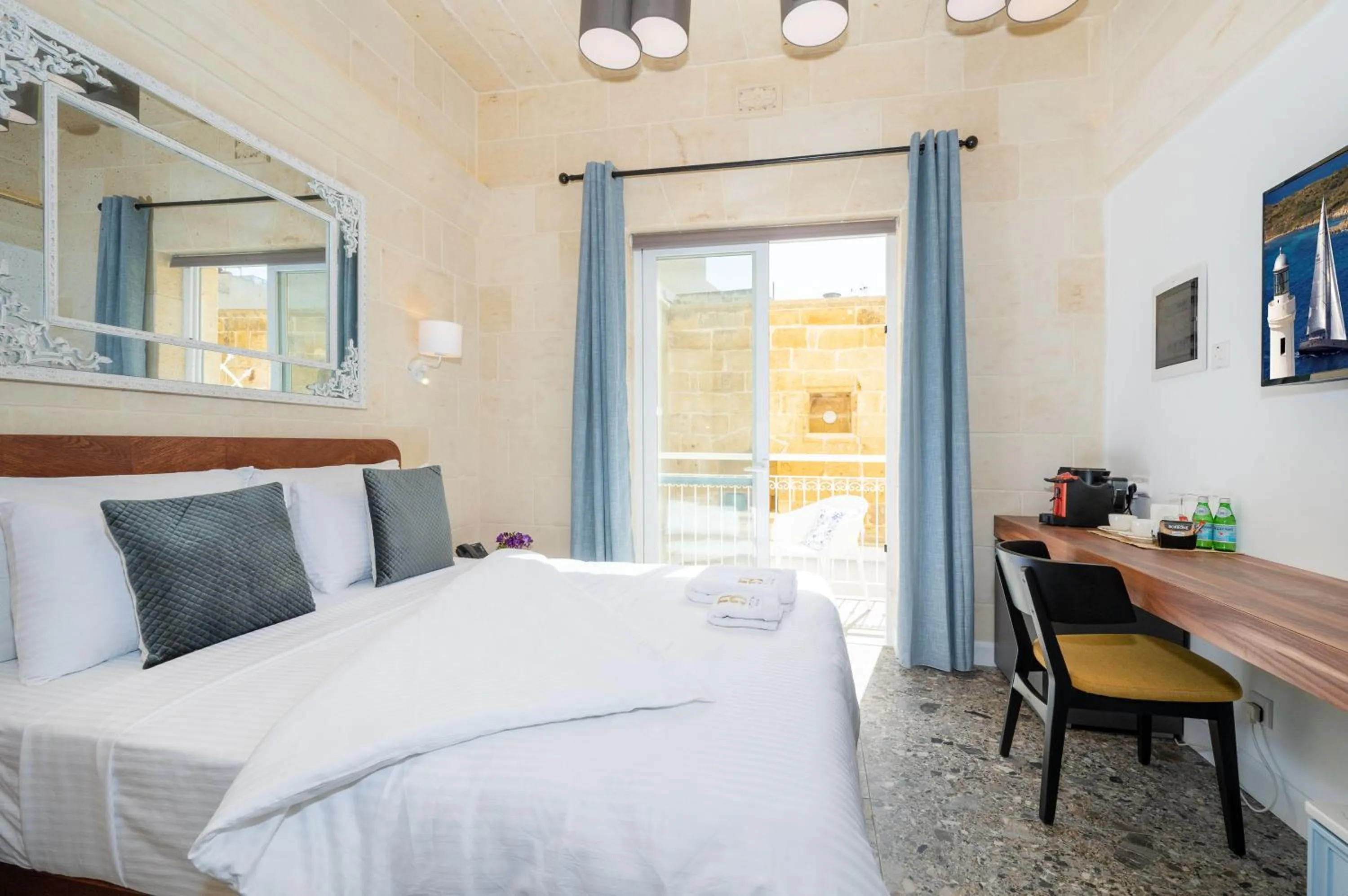 Bed in Battistini Boutique Living and Spa, Victoria, Gozo