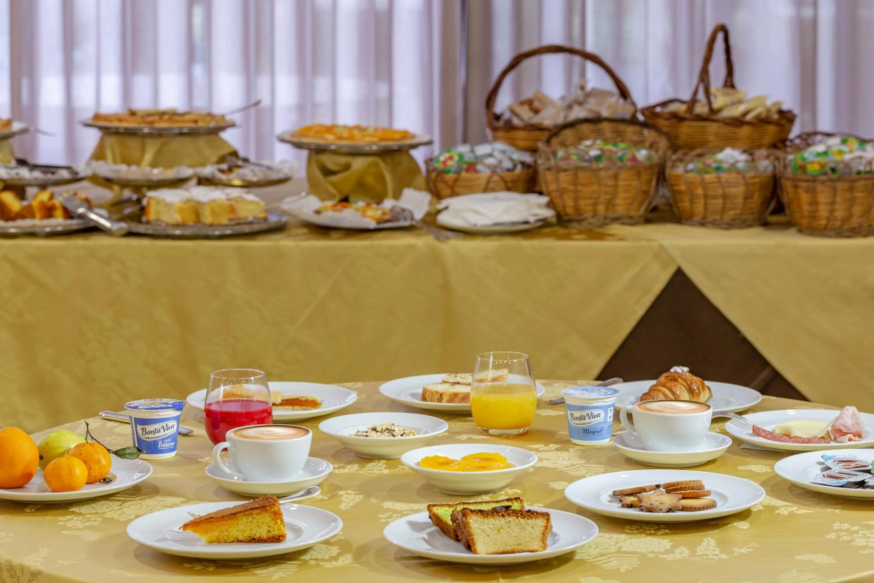 Breakfast in Villa Zina Family Resort