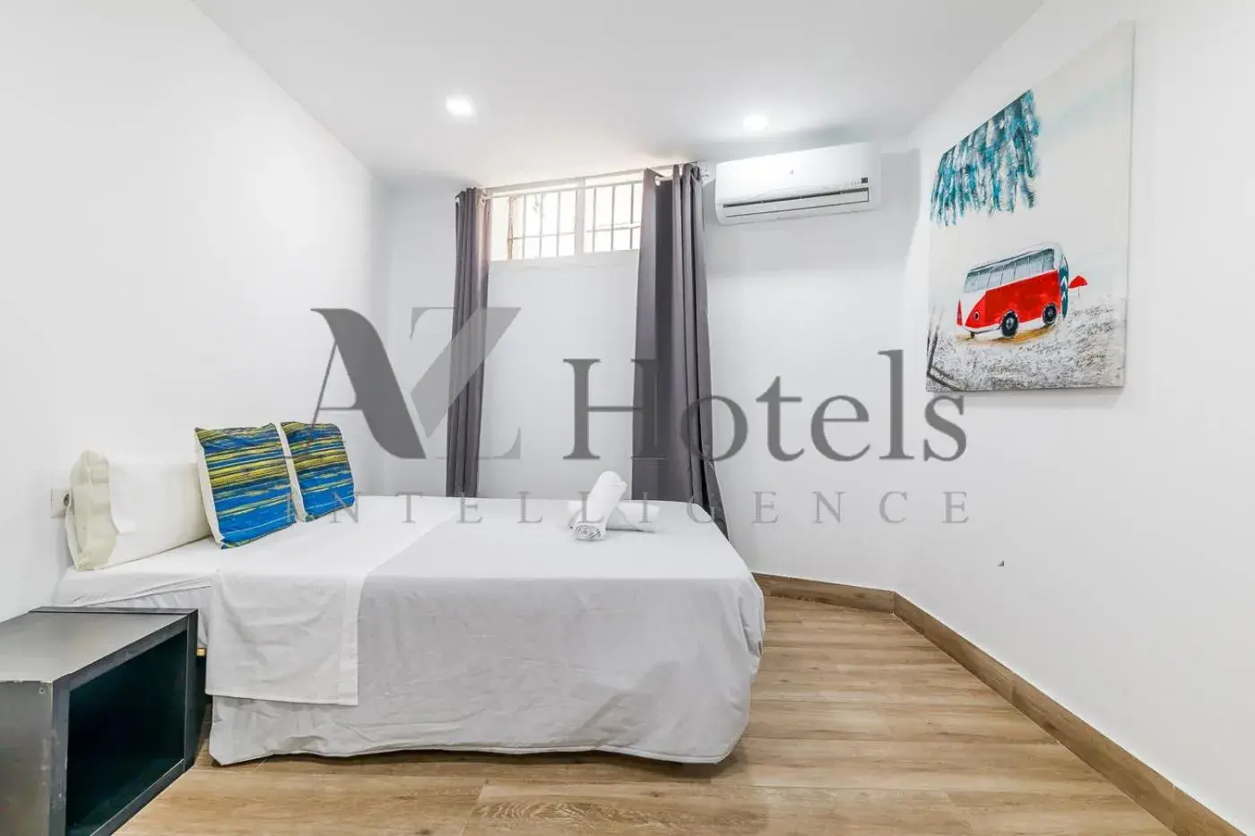 Economy Double Room in AYZ Elcano - Auto check-in property Economy Double Room in AYZ Elcano - Auto check-in property