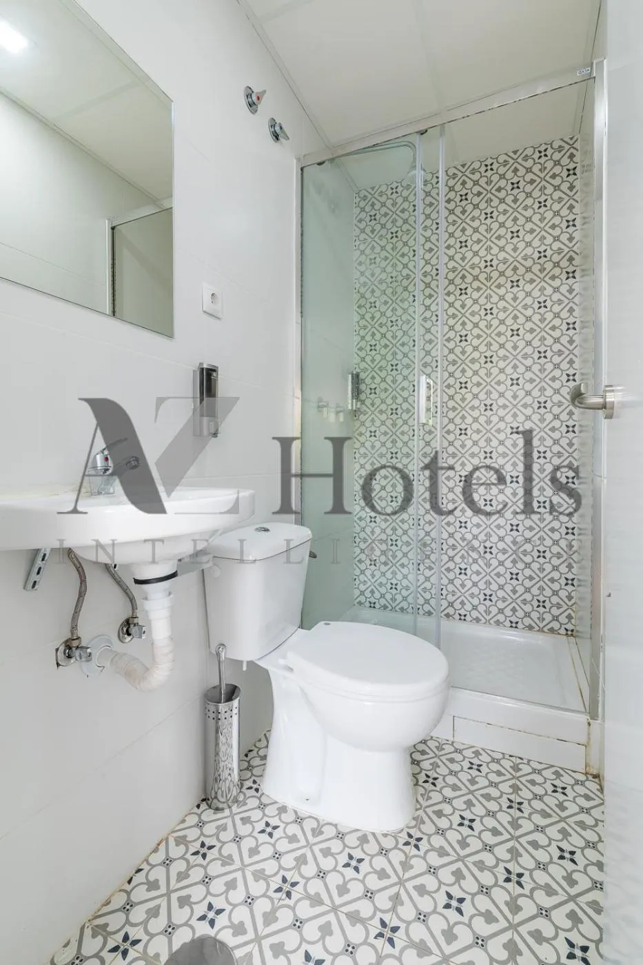 Toilet in AYZ Elcano - Auto check-in property