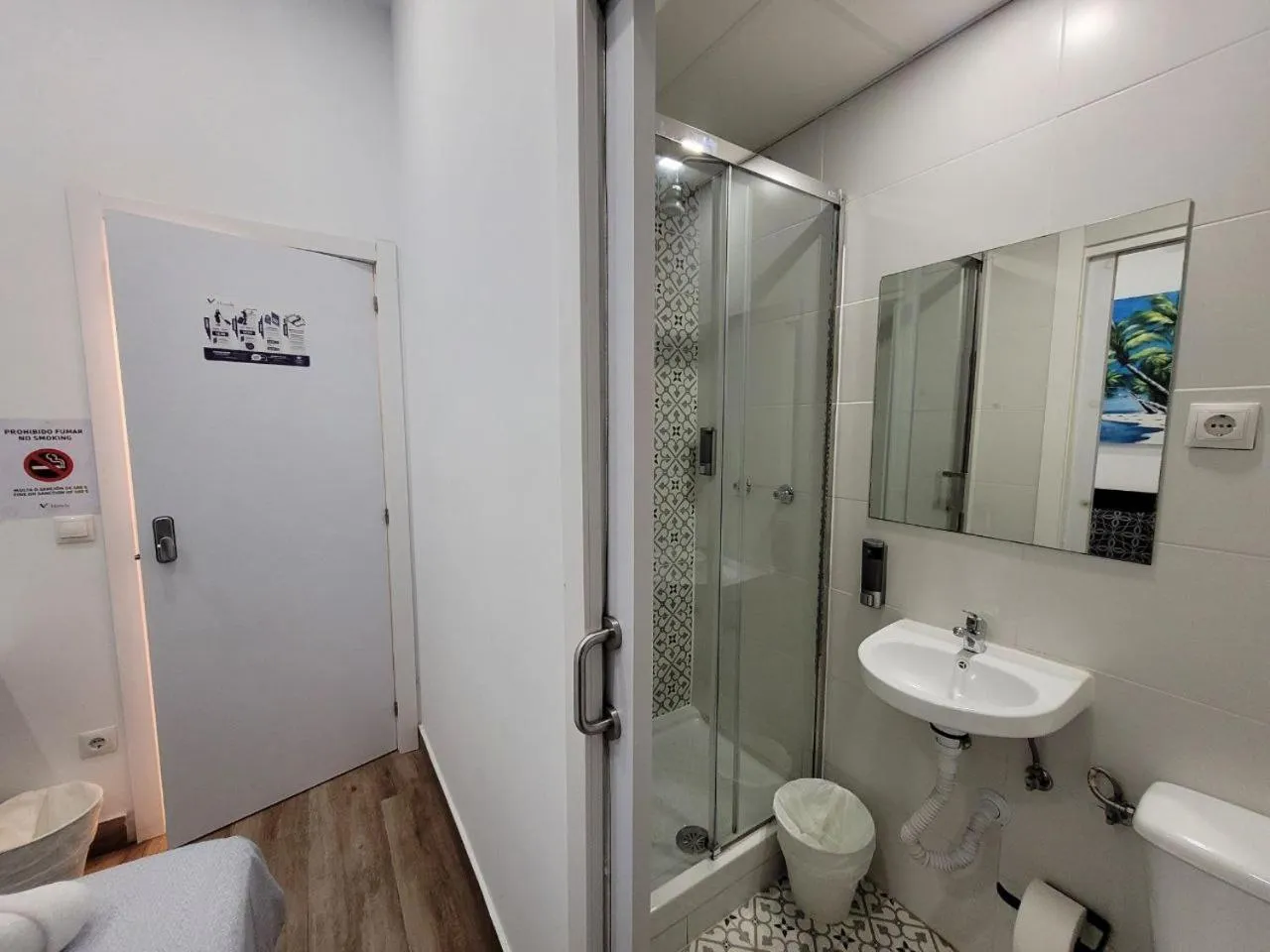 AYZ Elcano - Auto check-in property