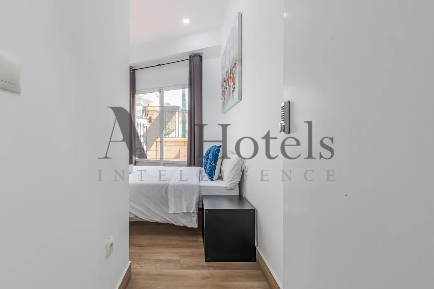 Bedroom, Bed in AYZ Elcano - Auto check-in property