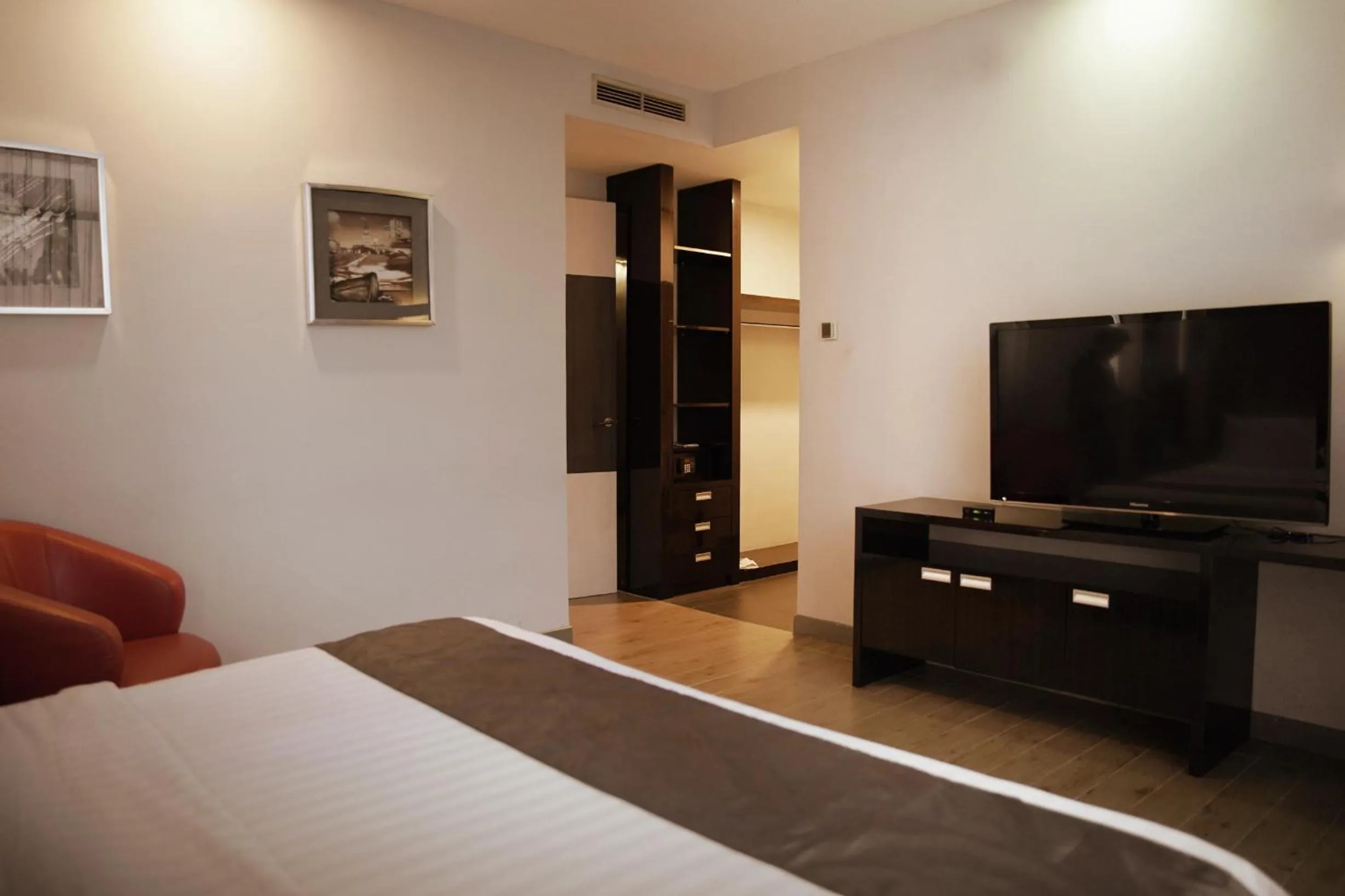 Bedroom, Bed in Dreamtel Jakarta