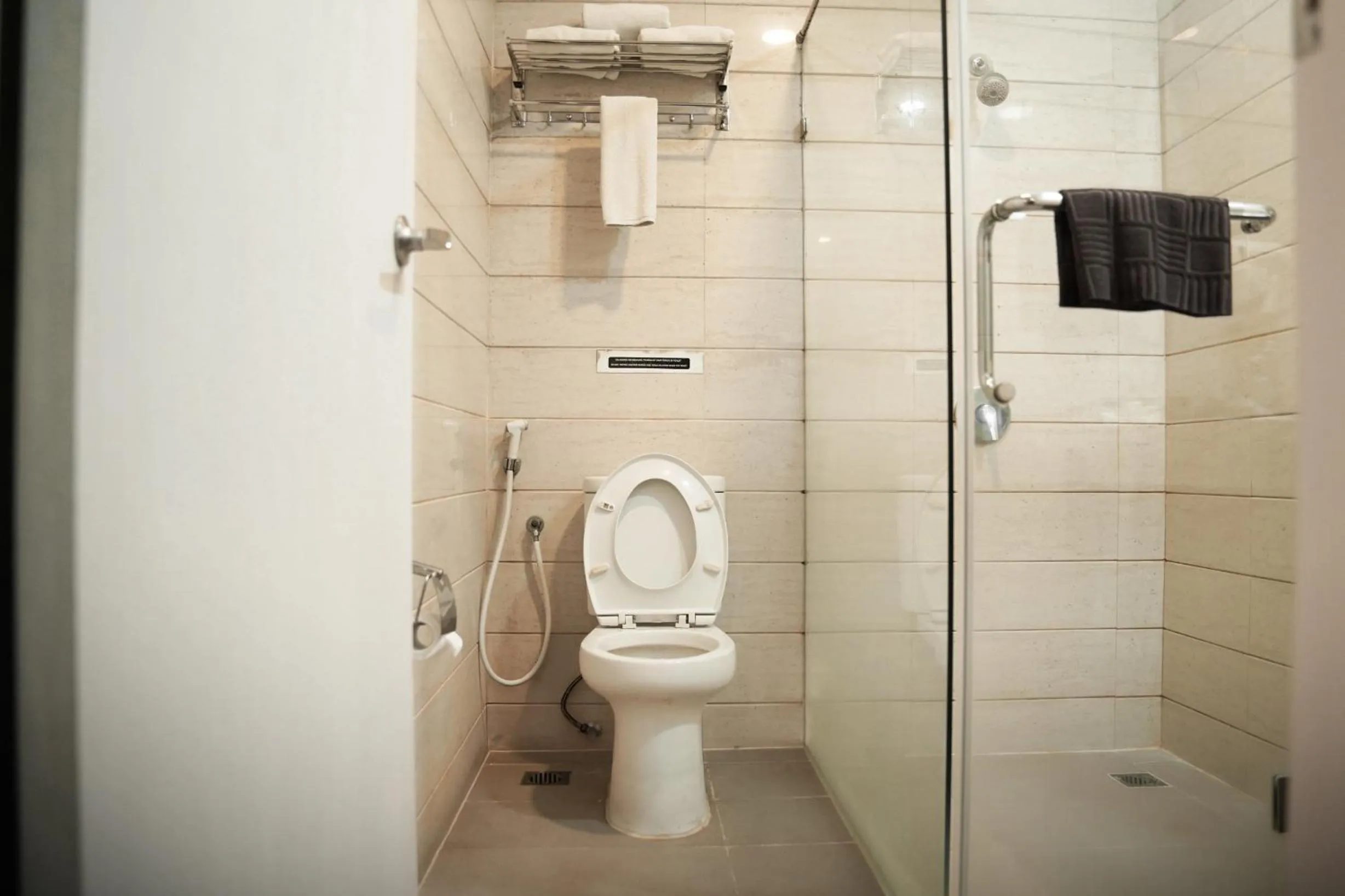 Bathroom in Dreamtel Jakarta