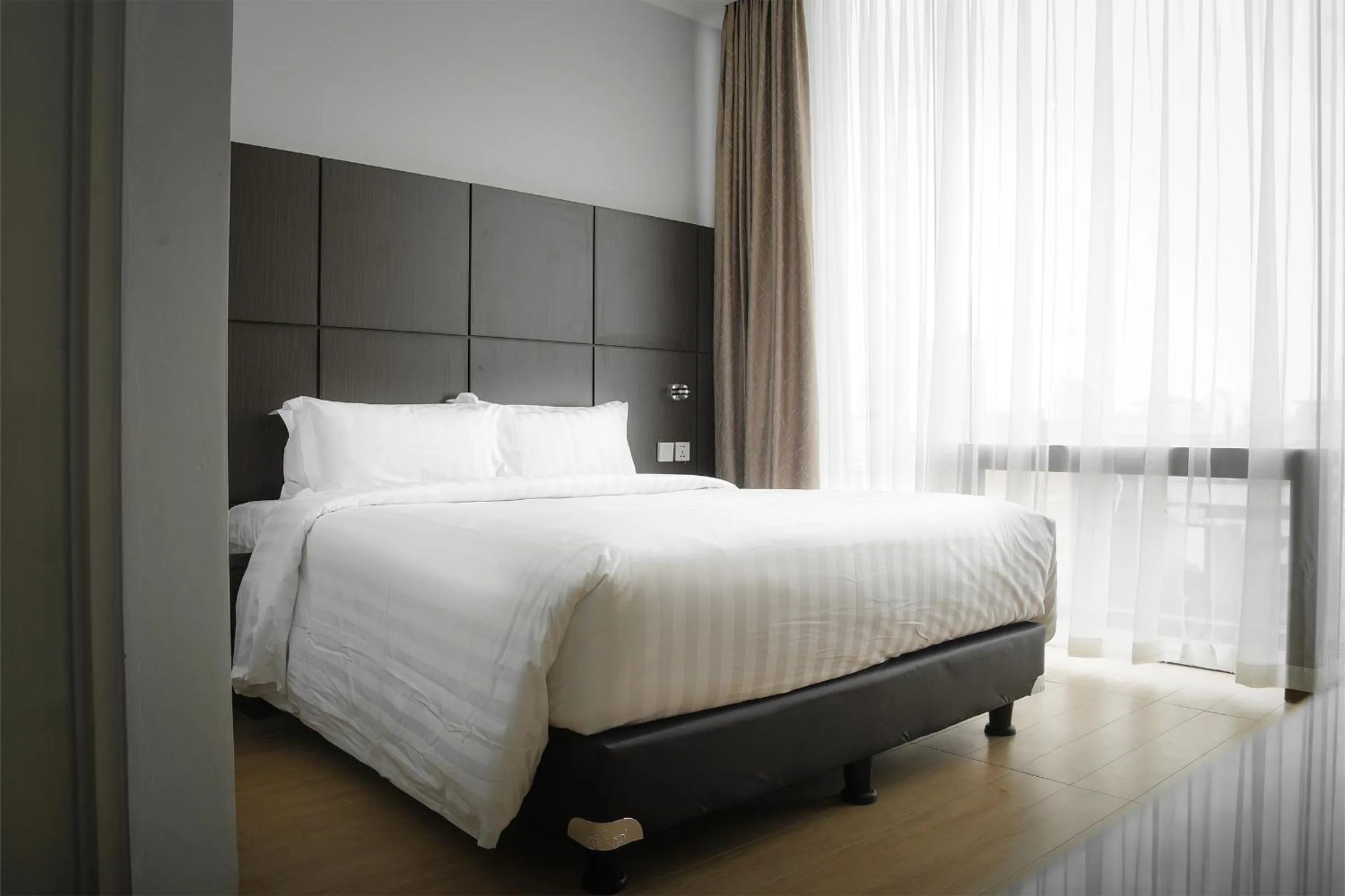 Bedroom, Bed in Dreamtel Jakarta