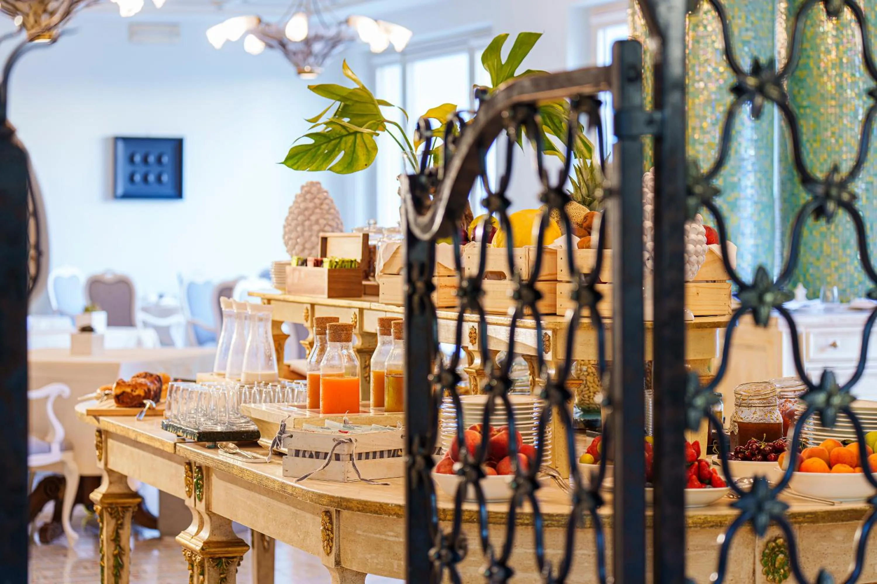 Buffet breakfast in Palazzo Manzi Terme & Spa