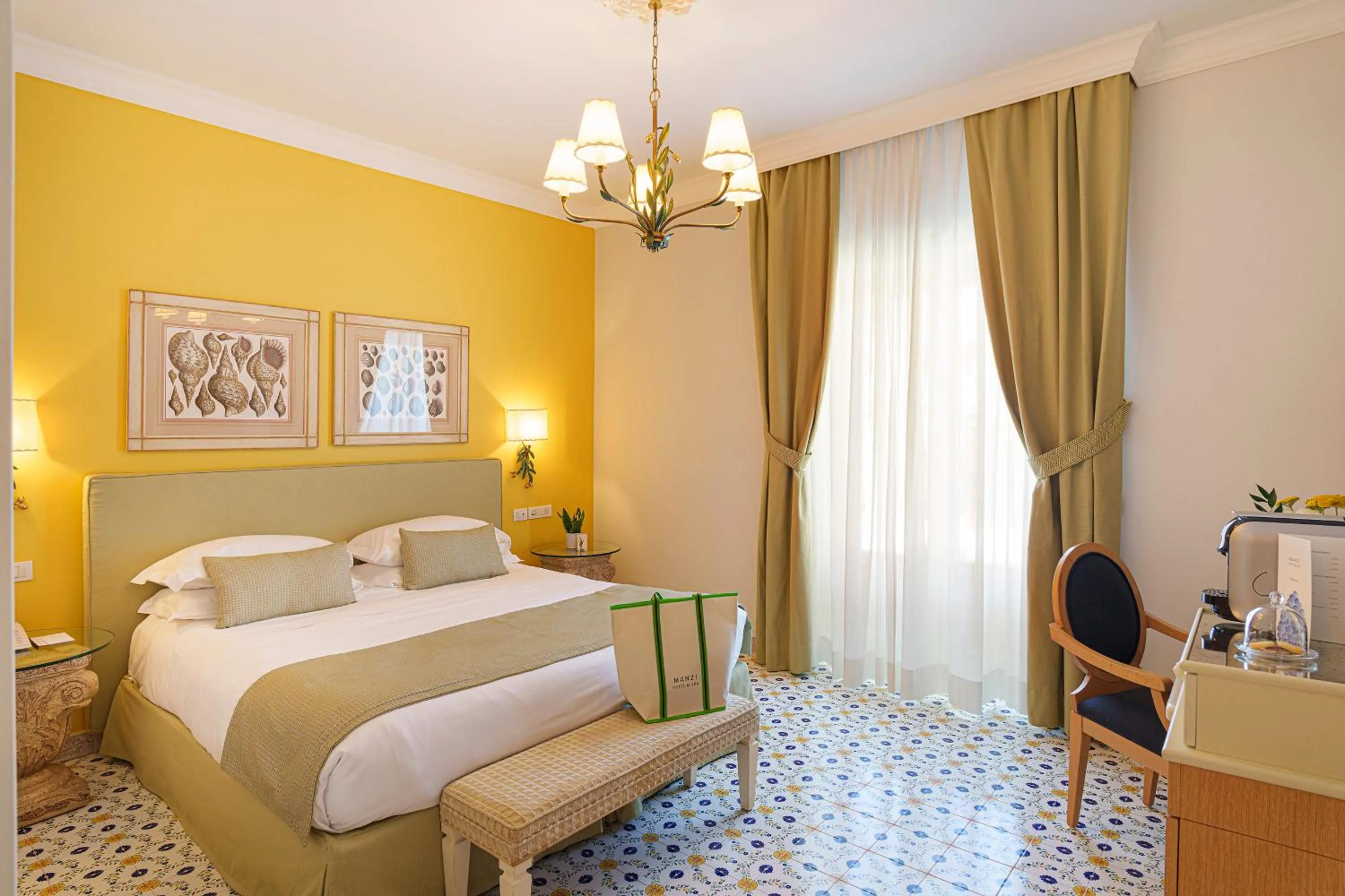 Photo of the whole room, Bed in Palazzo Manzi Terme & Spa