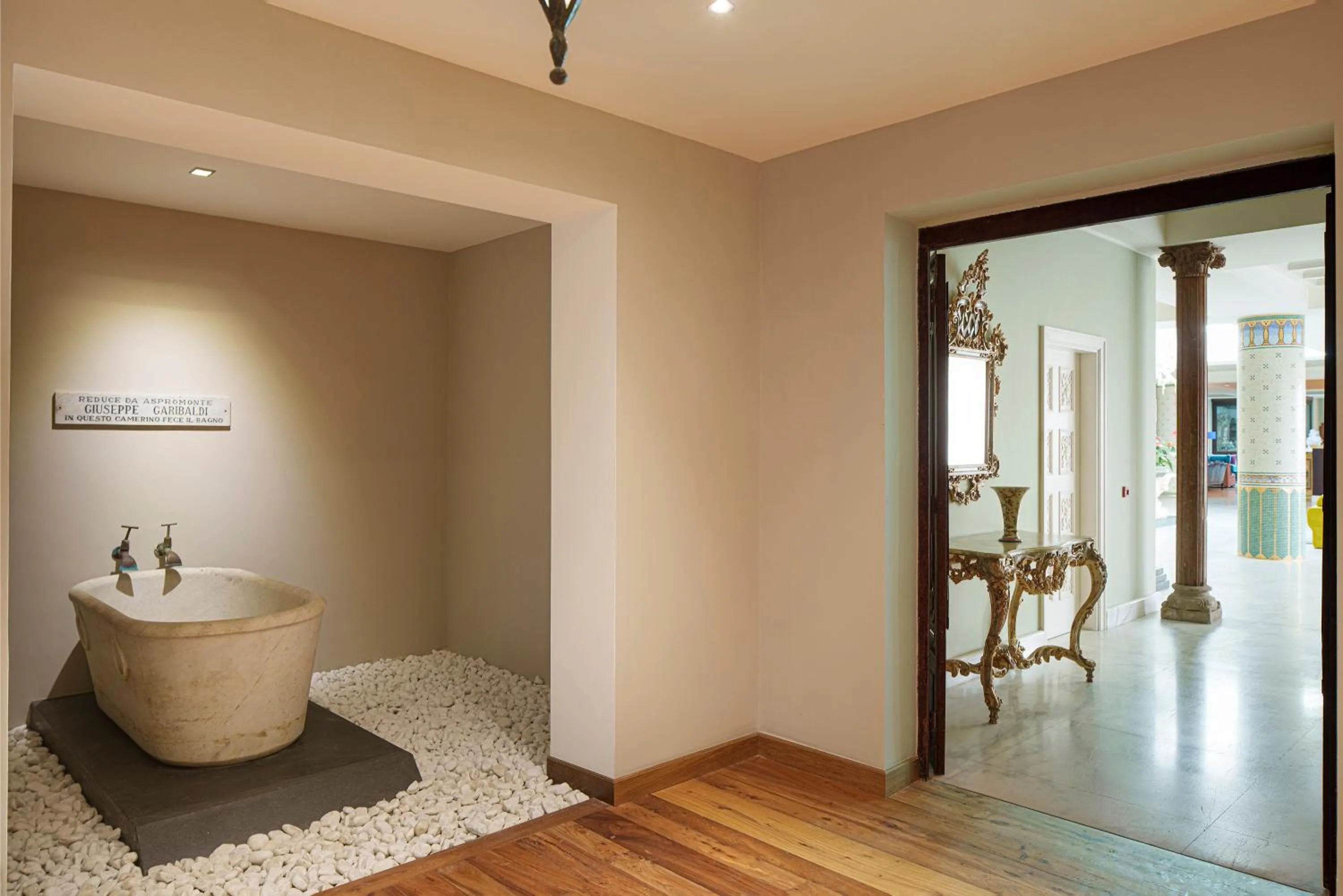 Hot Spring Bath in Palazzo Manzi Terme & Spa