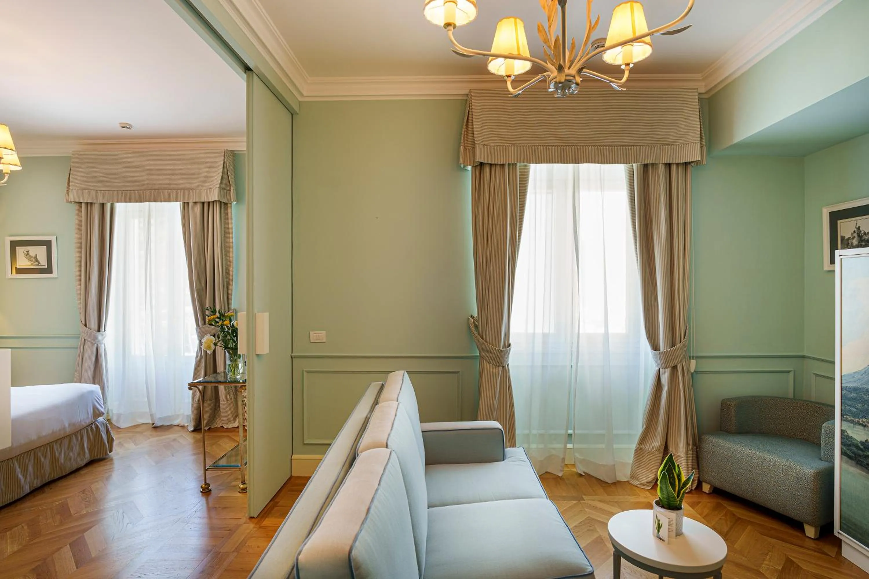 Living room, Bed in Palazzo Manzi Terme & Spa