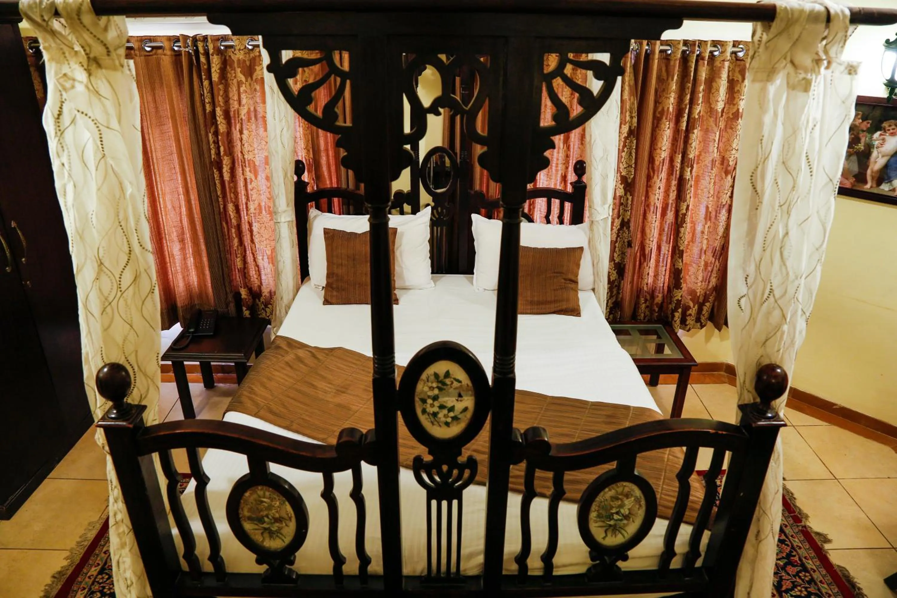 Bed in The Colonial Manek Manor By SAH