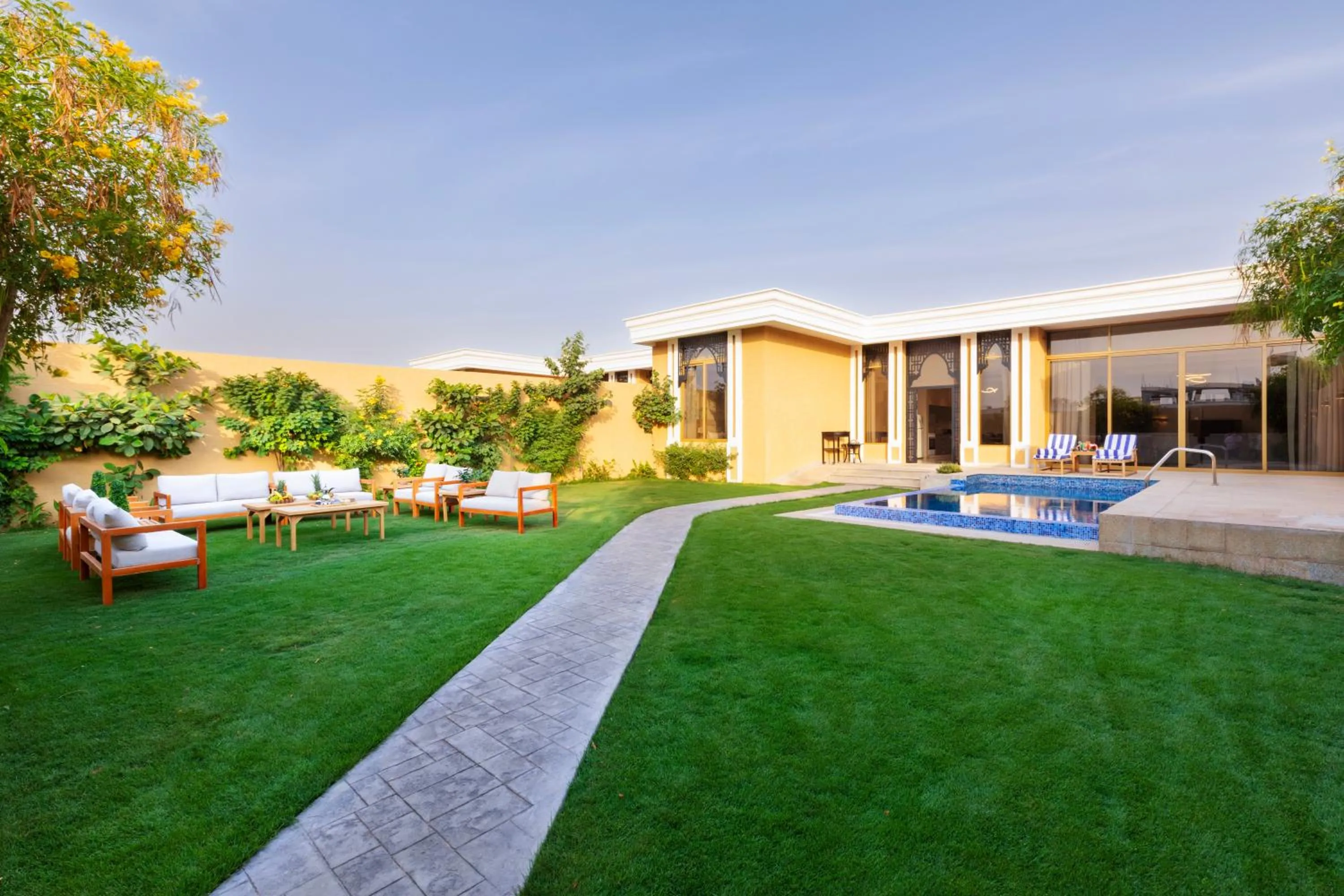 Garden in Enala Hotel Resorts - Riyadh