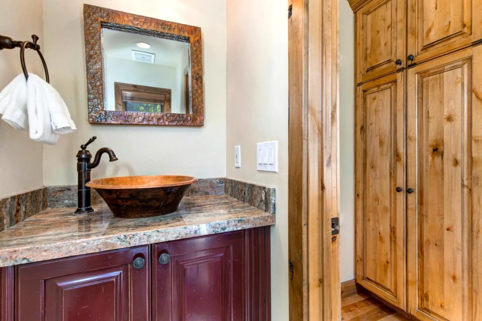 Bathroom in KBM Resorts FREE CAR Walk to Main St Private Hot Tub POA-504B