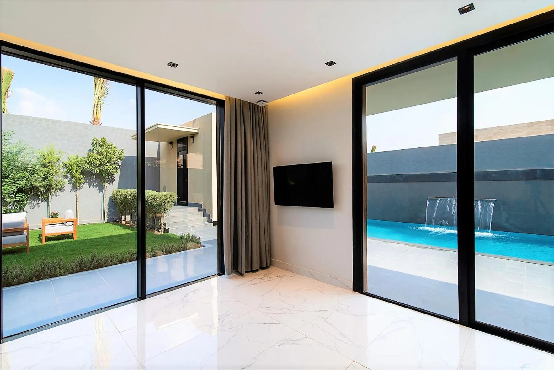 Swimming pool in Q Hotel Resorts -Riyadh