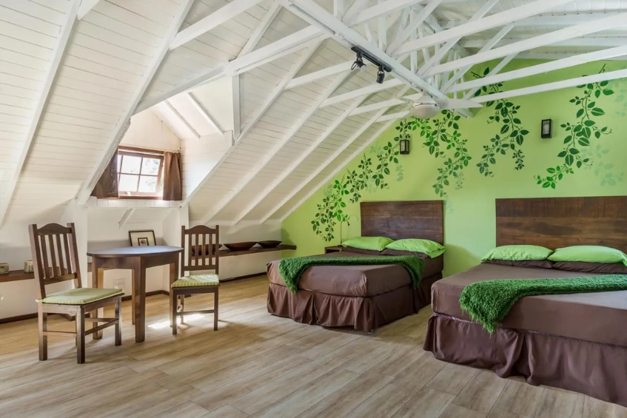 Bed in casaJOMO Art, Food & Music B&B