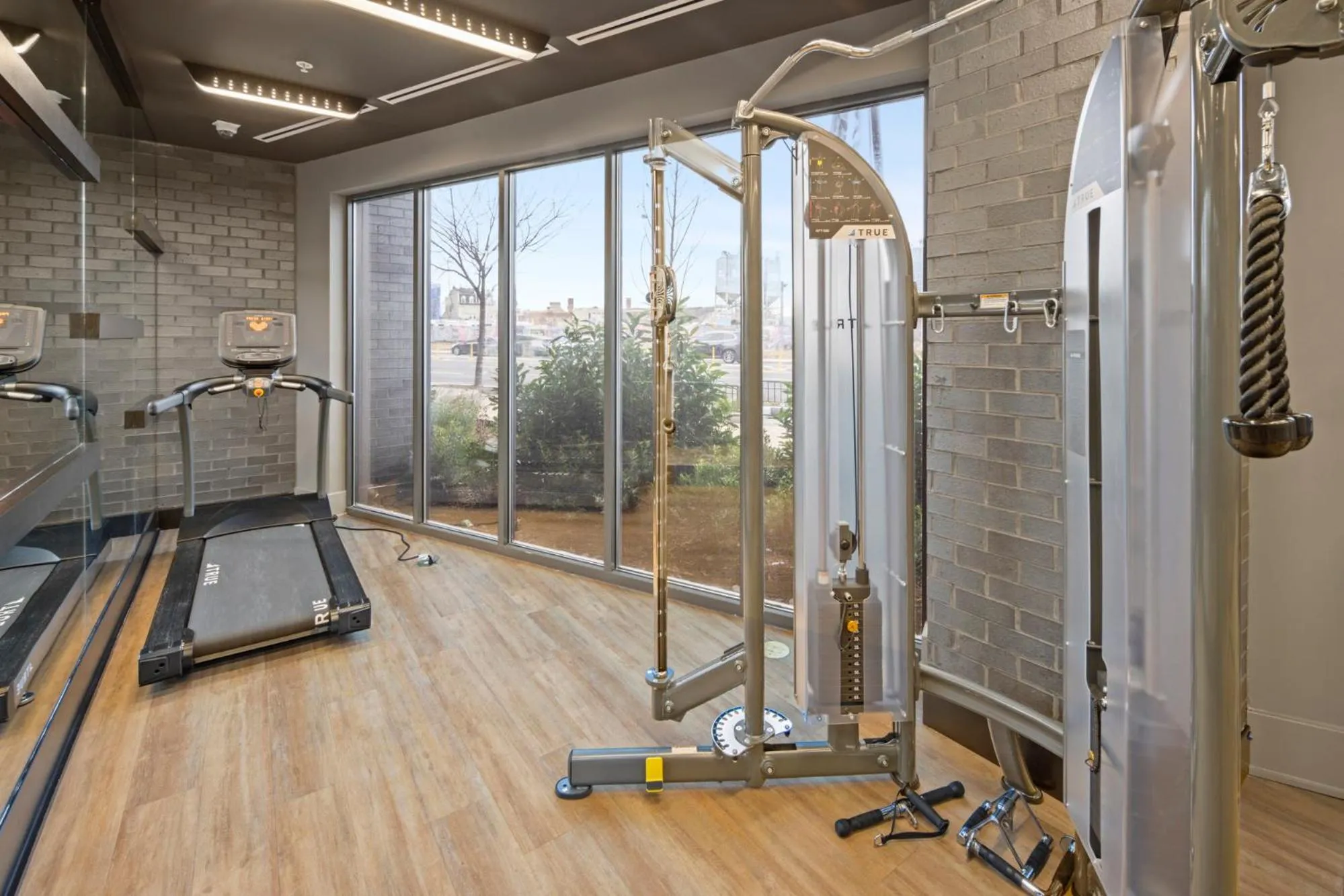 Fitness centre/facilities in Global Luxury Suites at Tribeca