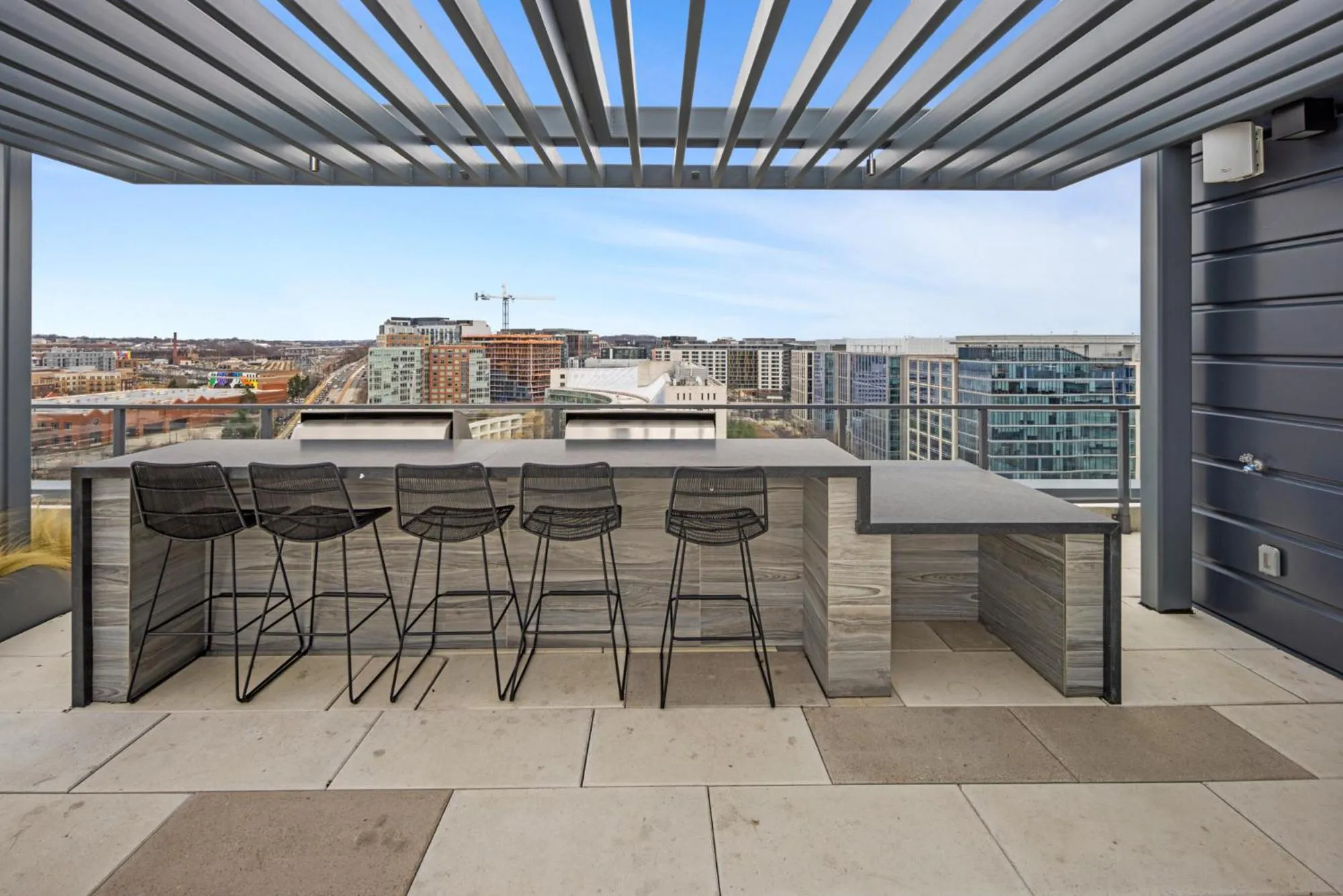 BBQ facilities in Global Luxury Suites at Tribeca