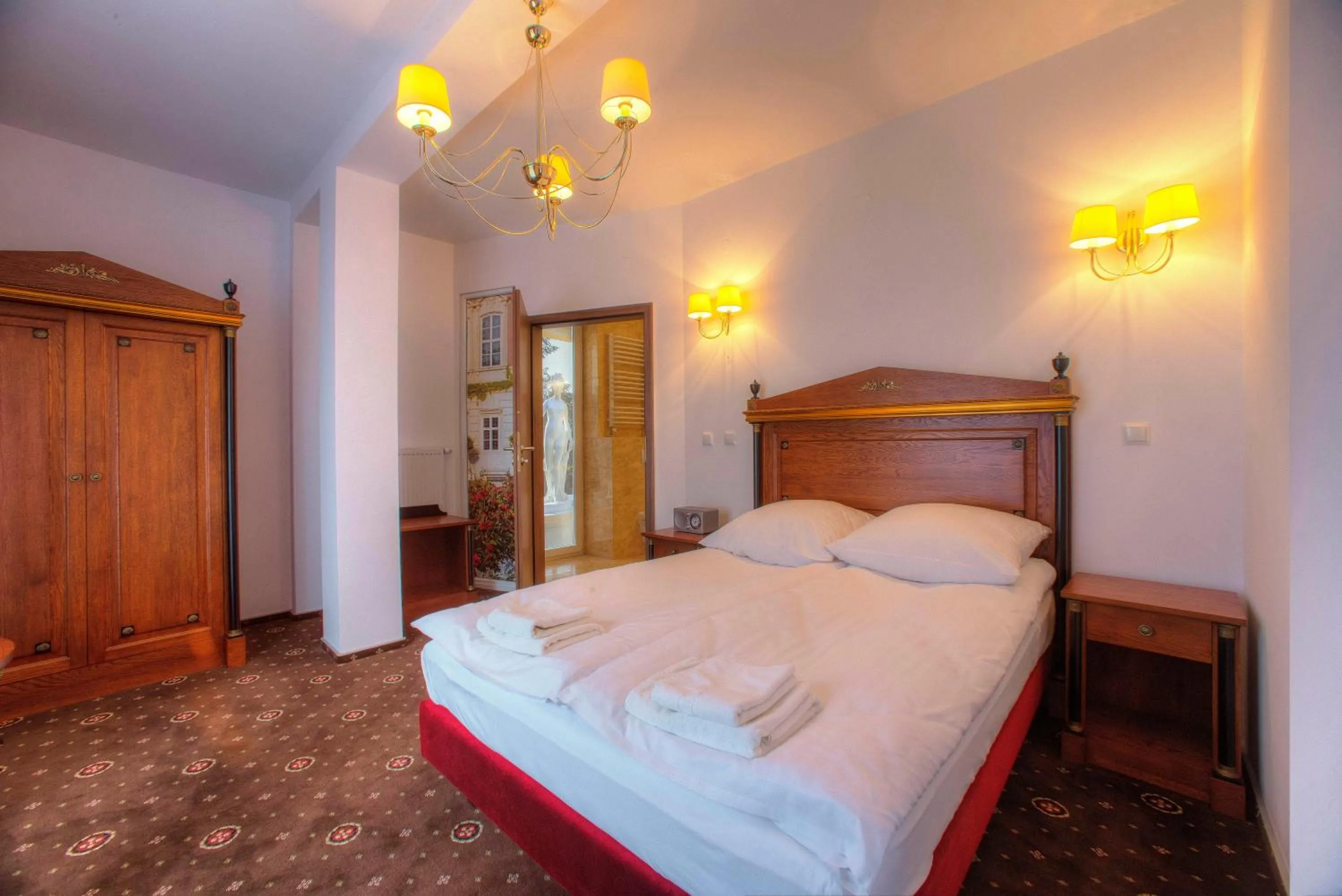 Photo of the whole room, Bed in Hotel Łańcut