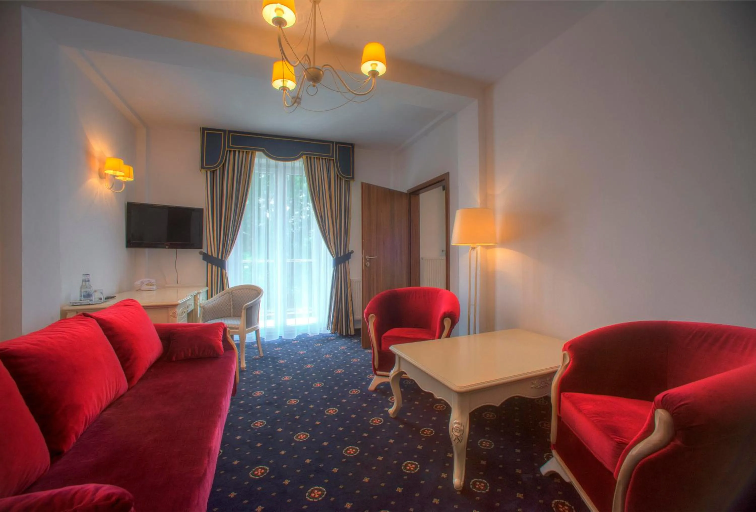 Photo of the whole room in Hotel Łańcut