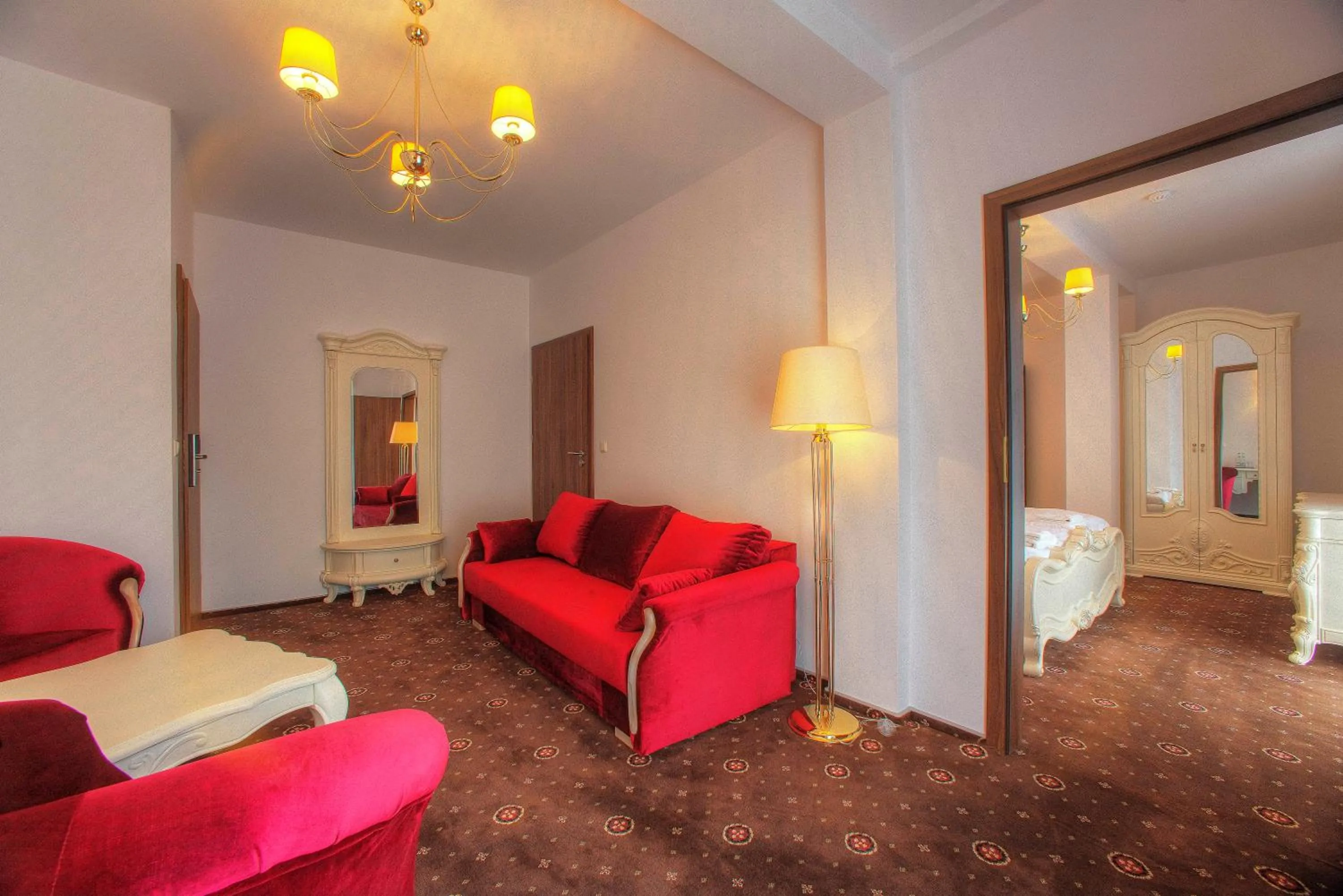 Photo of the whole room in Hotel Łańcut