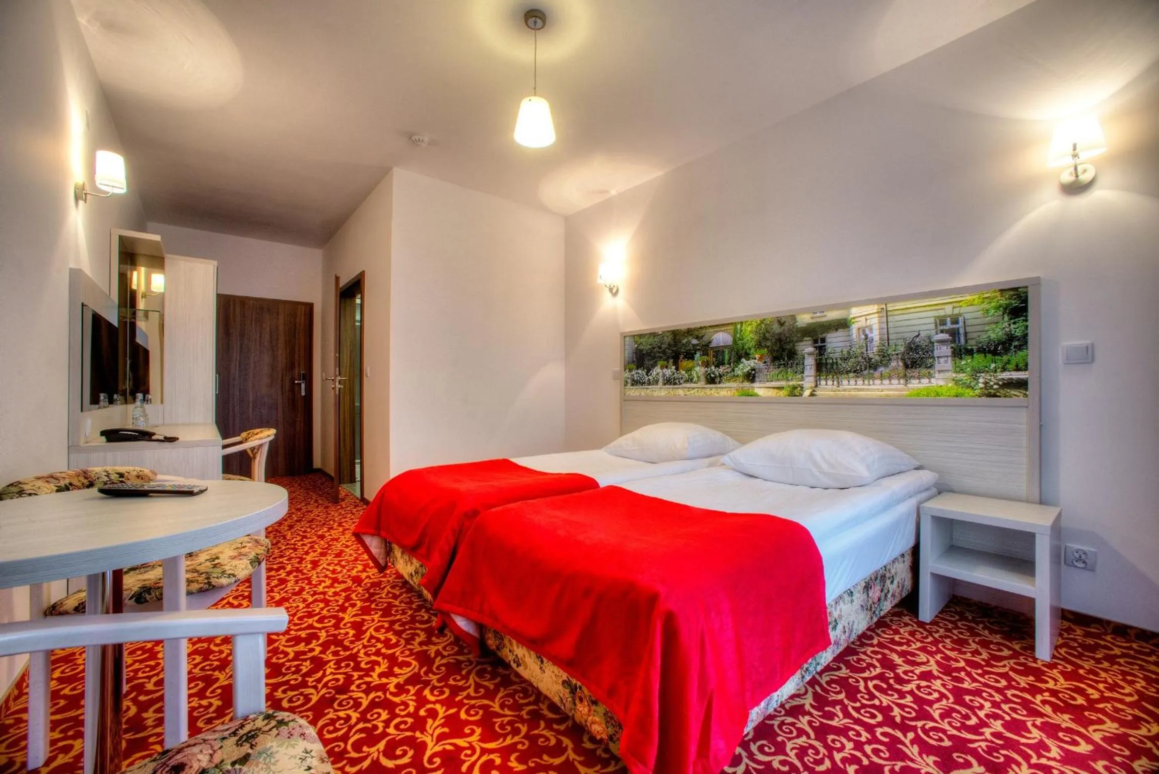 Photo of the whole room, Bed in Hotel Łańcut