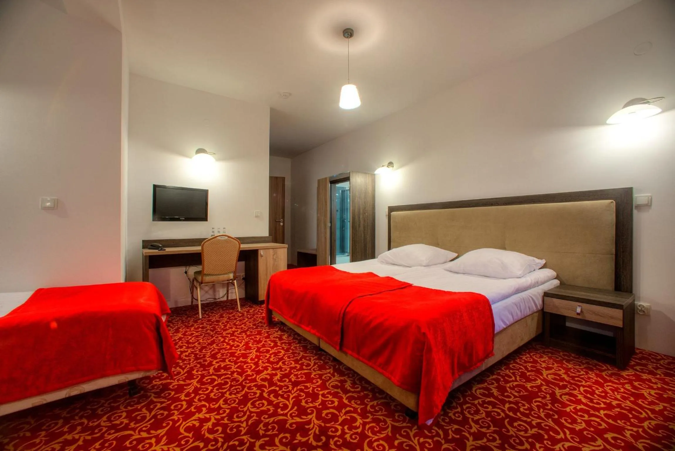 Photo of the whole room, Bed in Hotel Łańcut