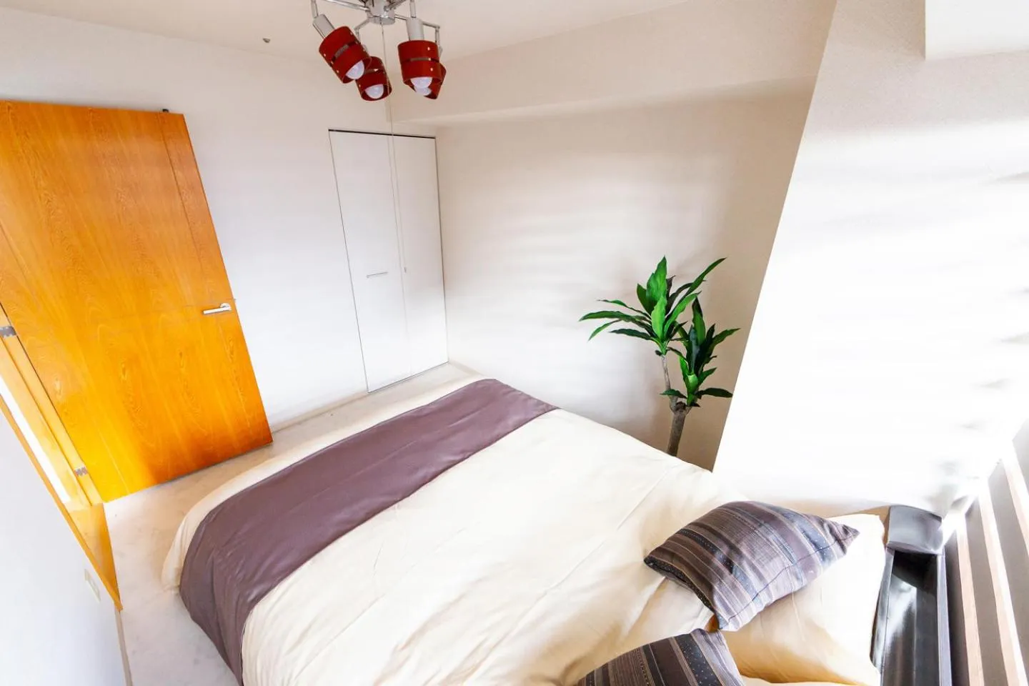 Bedroom, Bed in PRIME