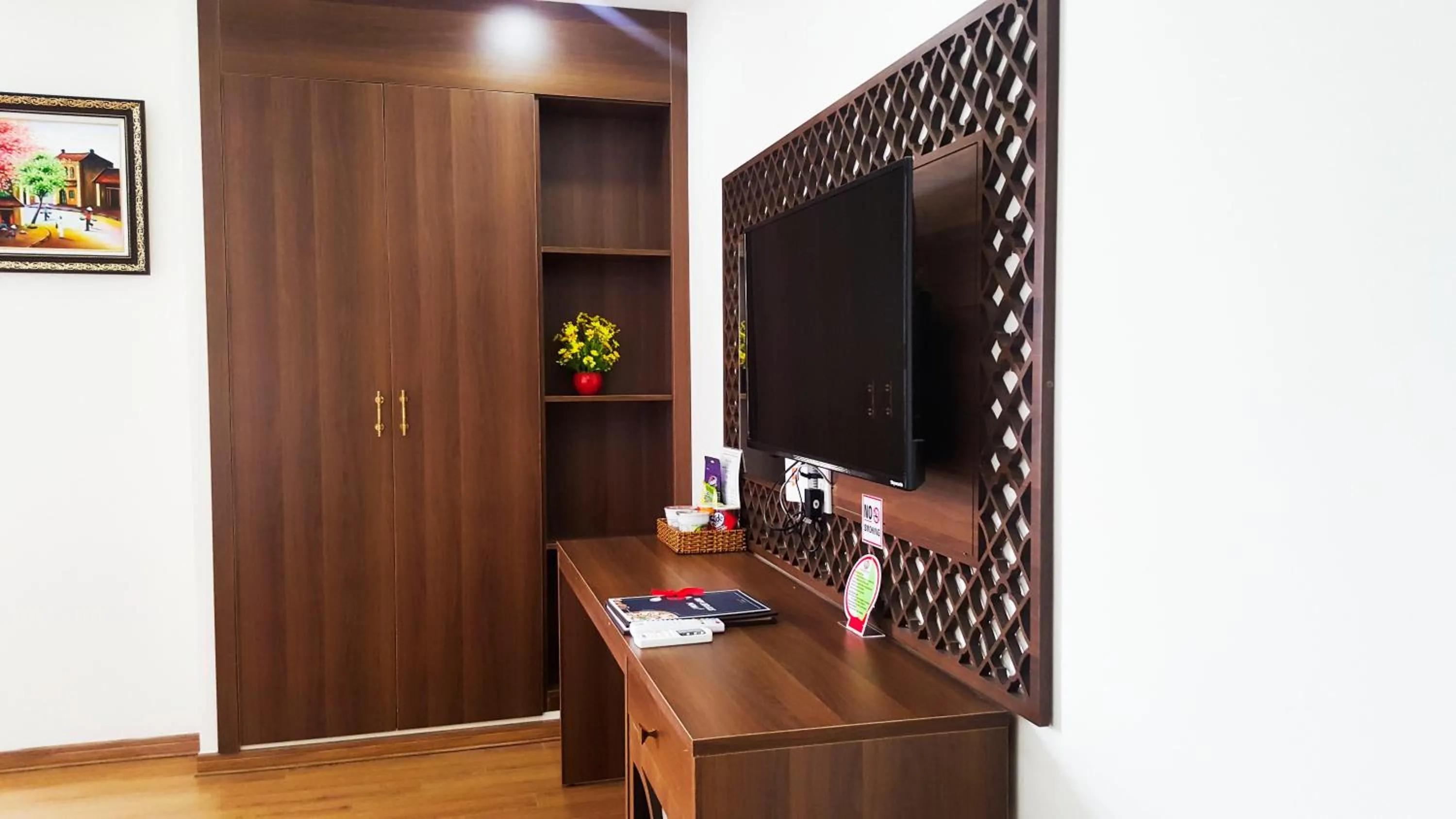 Coffee/tea facilities in Pariat River Front Hotel