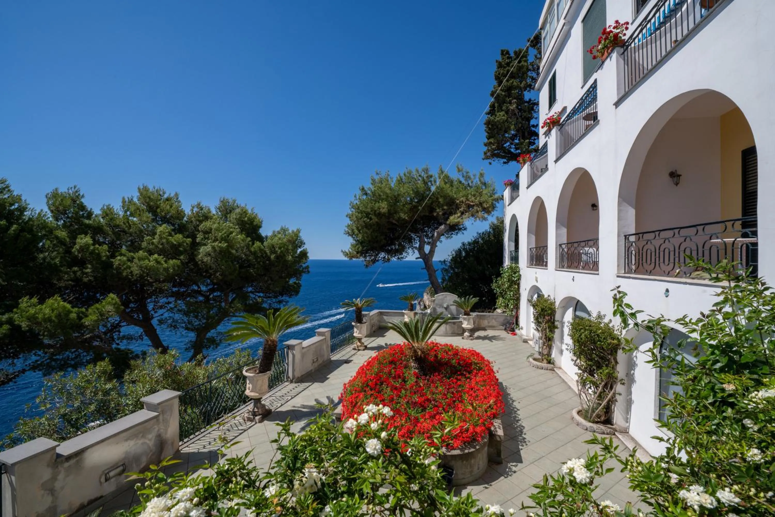 Garden view in Hotel Belvedere