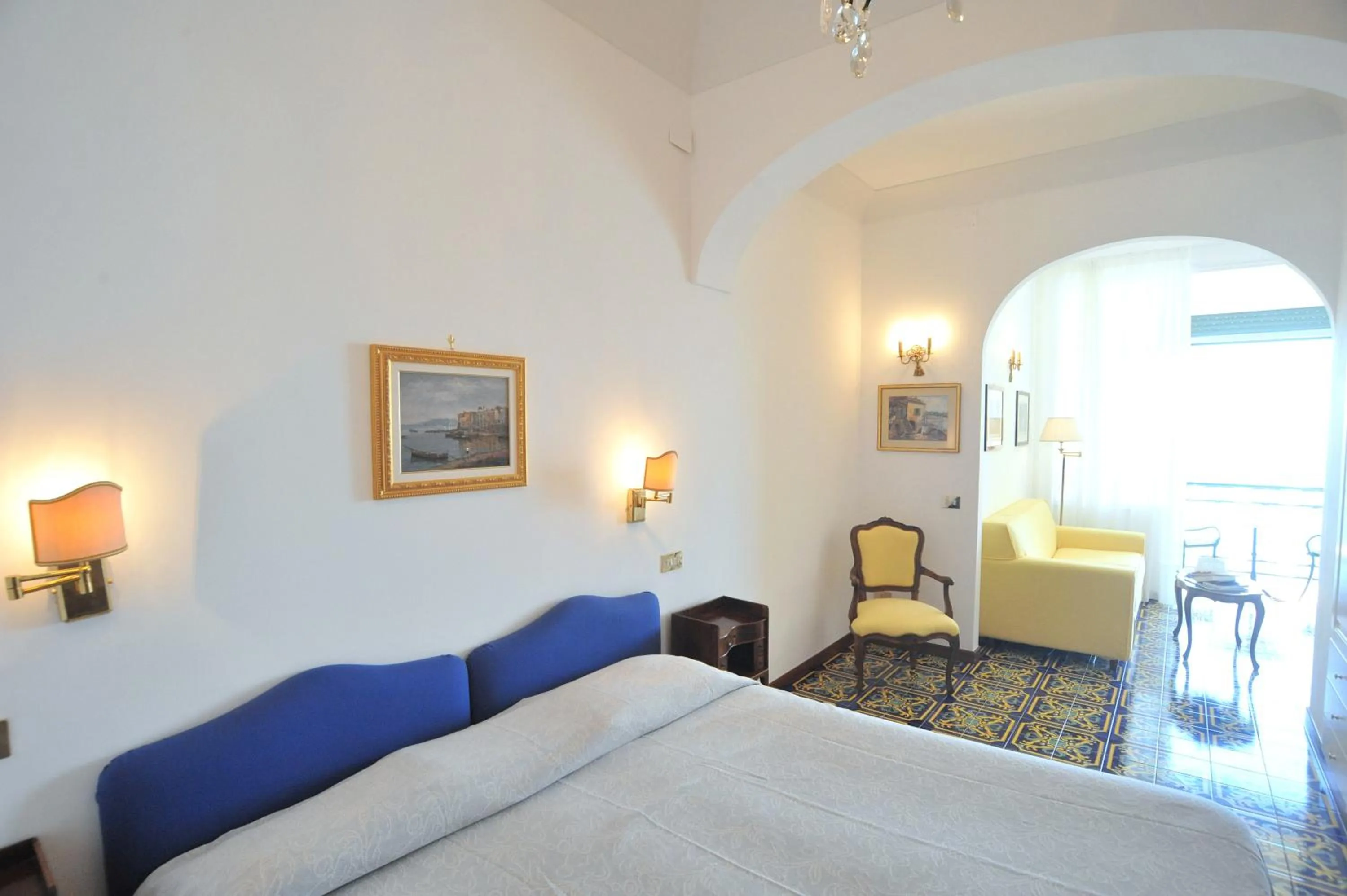 Decorative detail, Bed in Hotel Belvedere