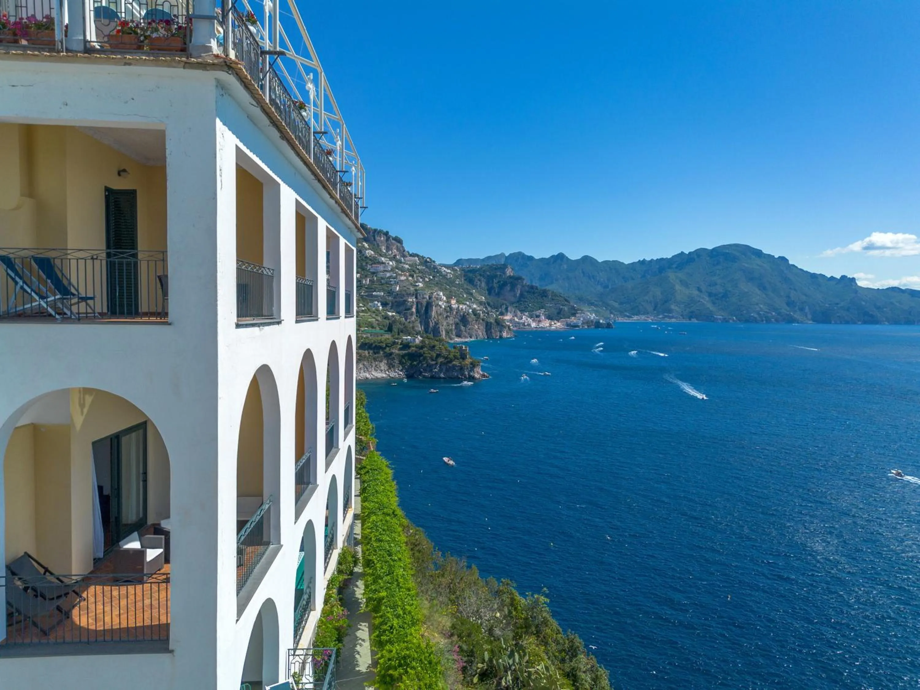 Property building in Hotel Belvedere