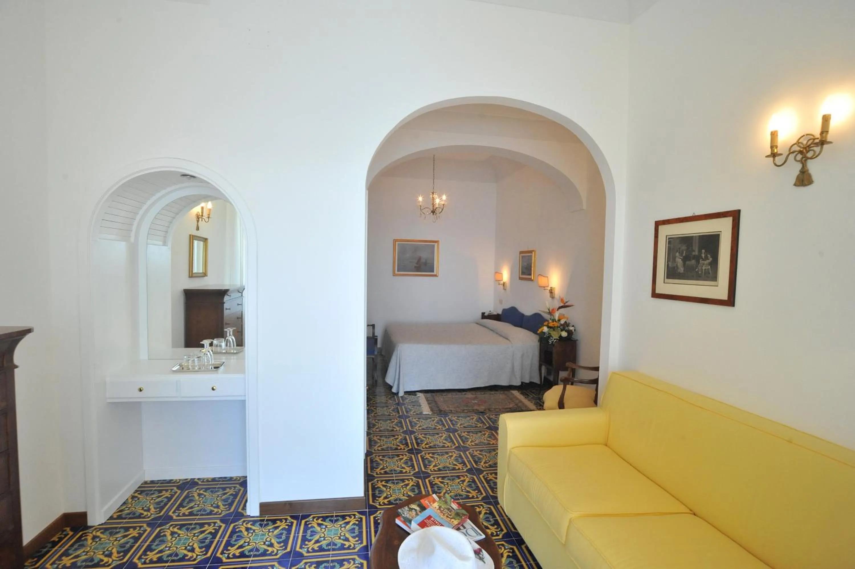 Decorative detail, Bed in Hotel Belvedere