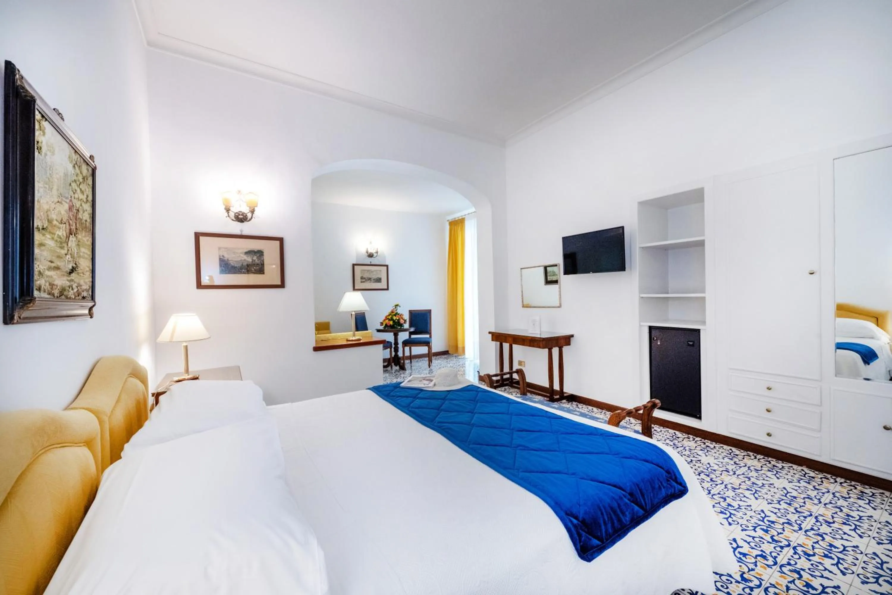 Bed in Hotel Belvedere