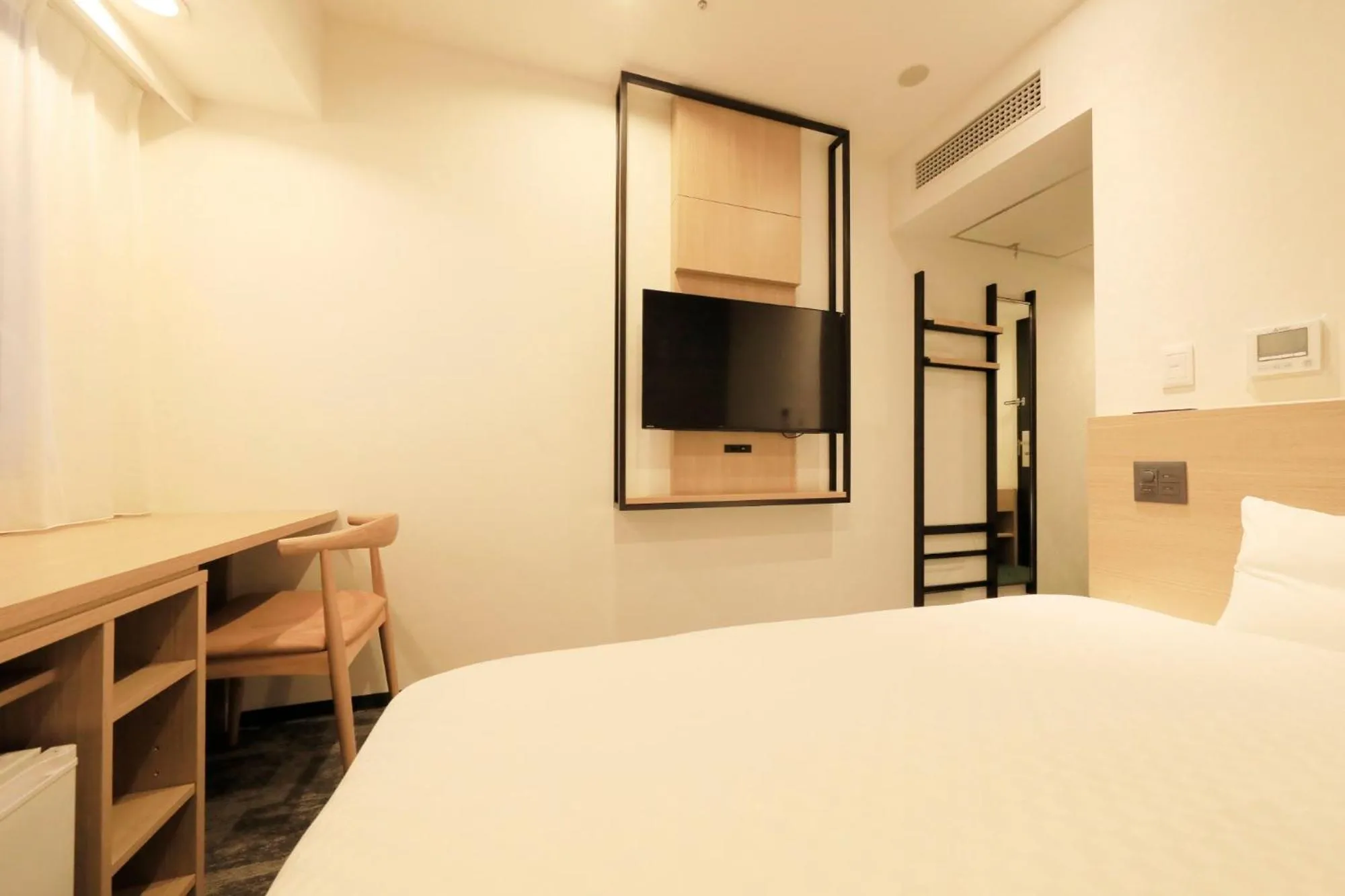 Photo of the whole room, Bed in Via Inn Prime Akasaka