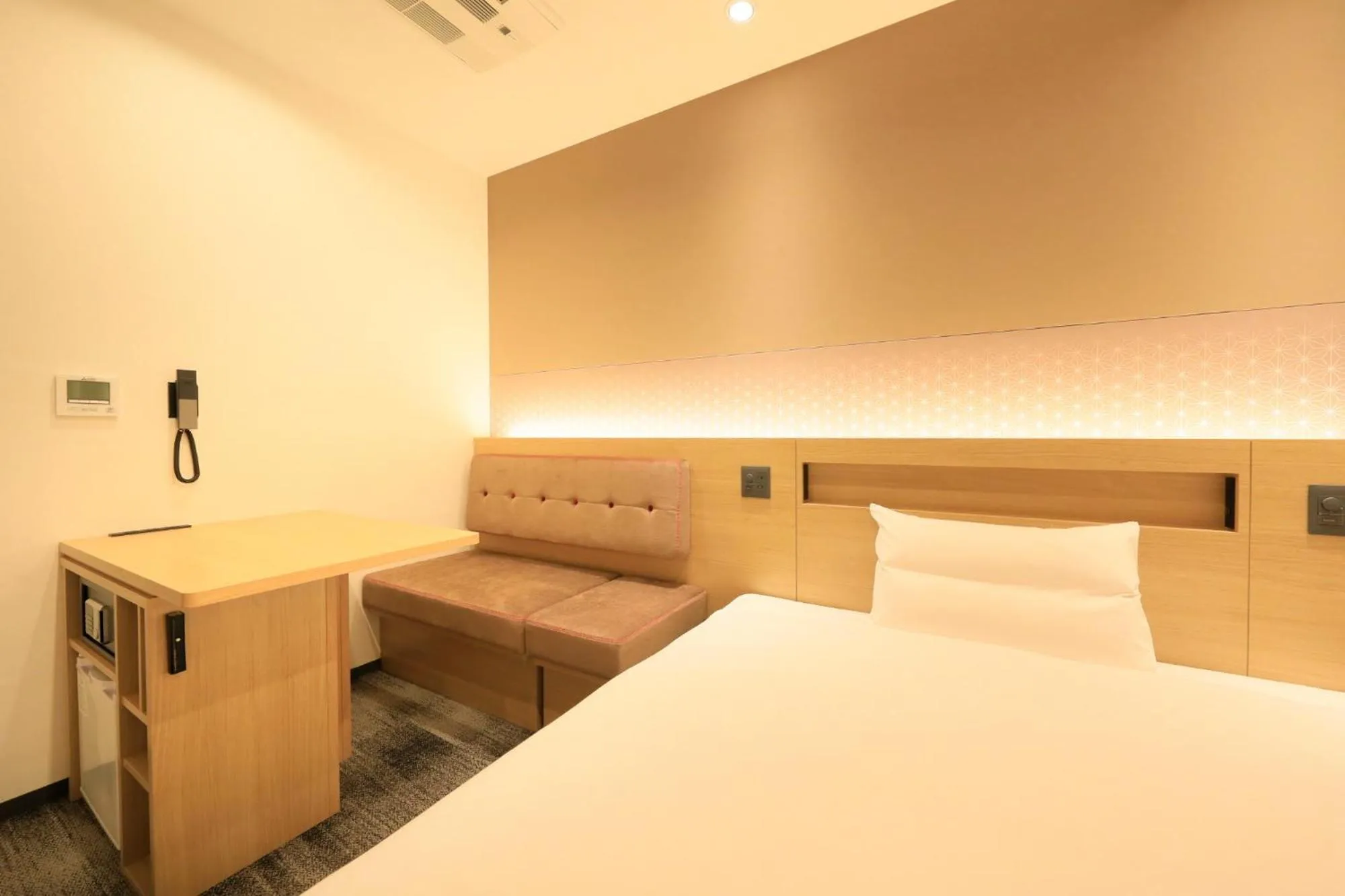 Photo of the whole room, Bed in Via Inn Prime Akasaka