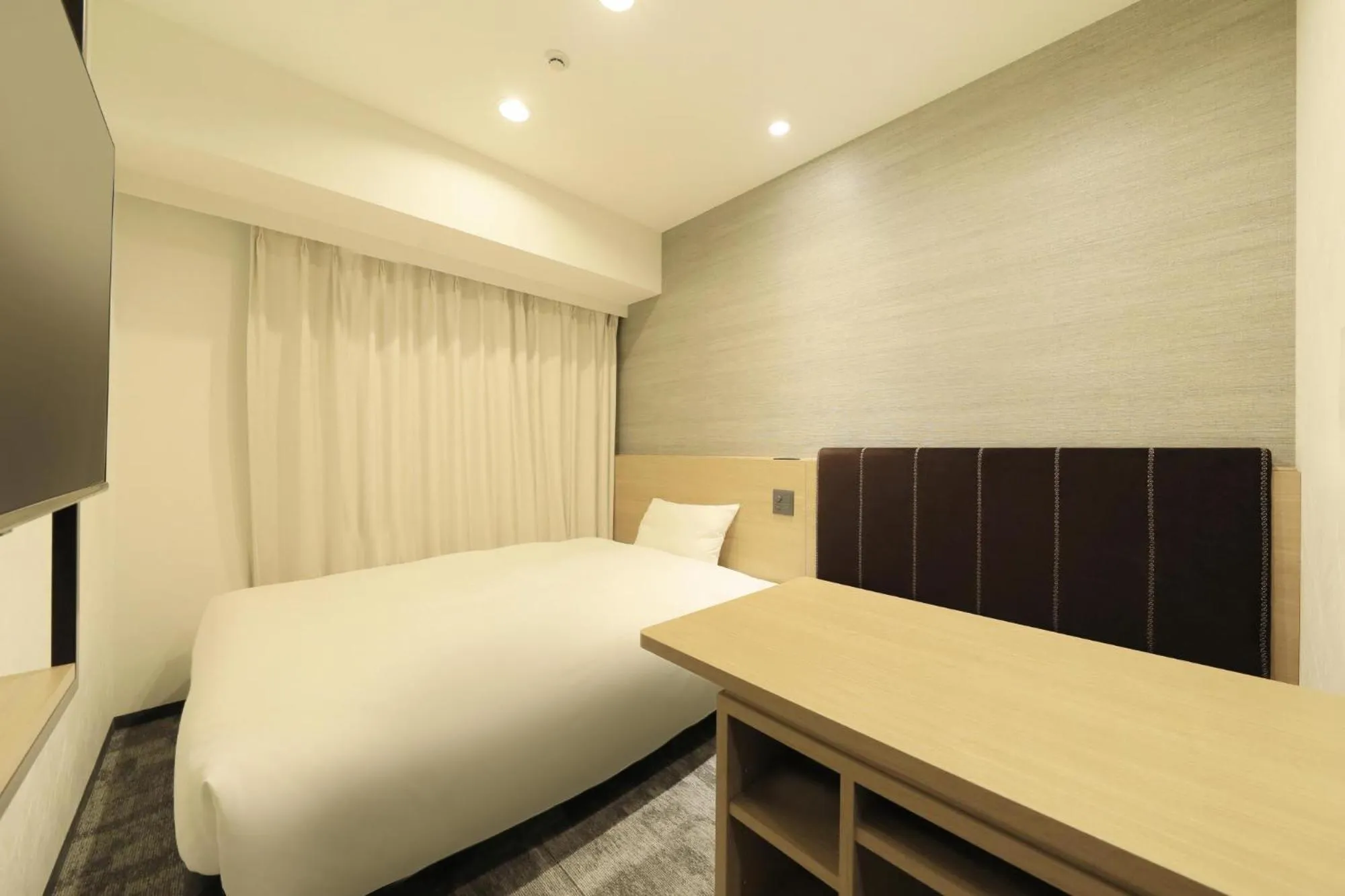 Photo of the whole room, Bed in Via Inn Prime Akasaka