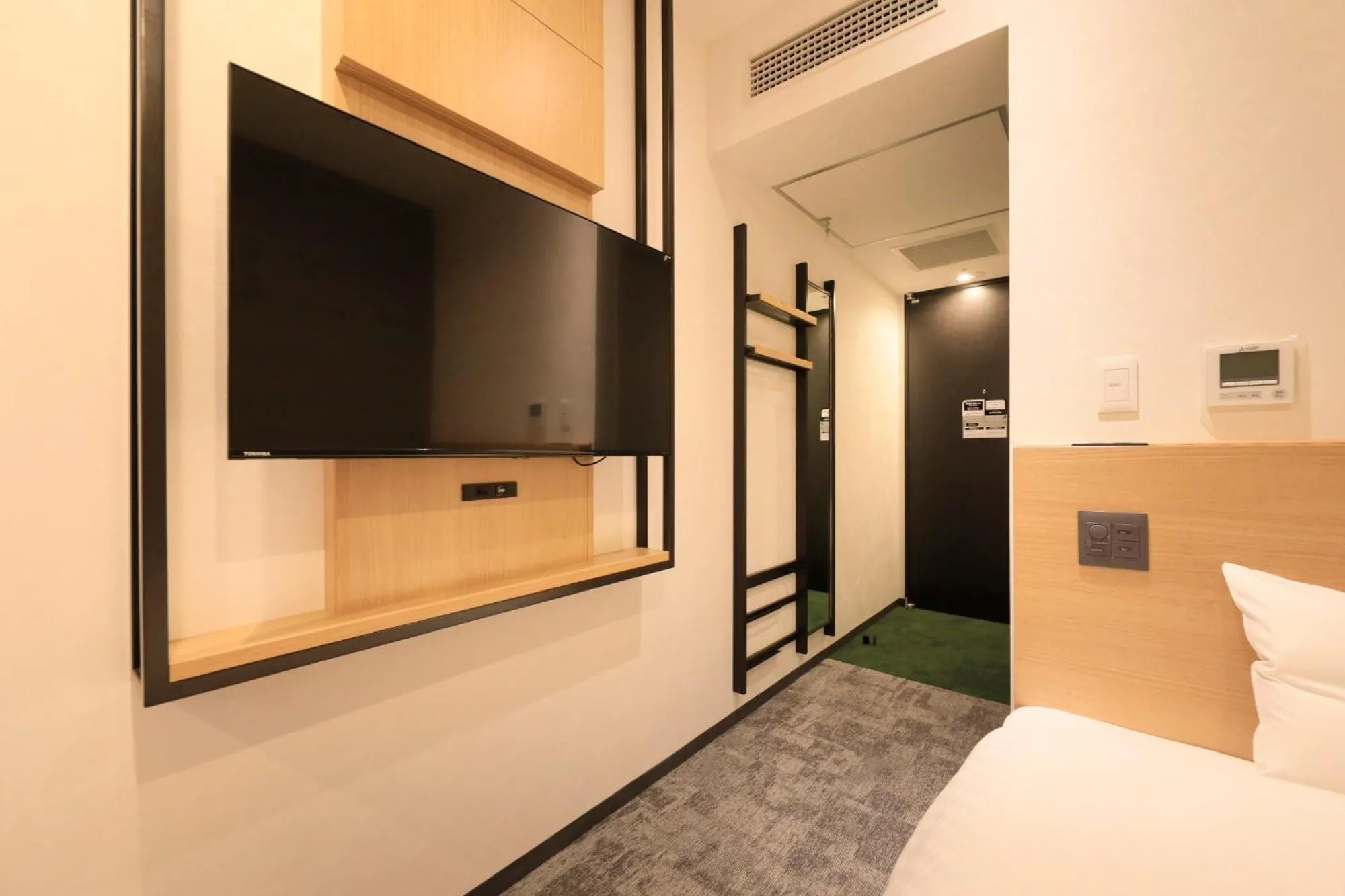 TV and multimedia, Bed in Via Inn Prime Akasaka