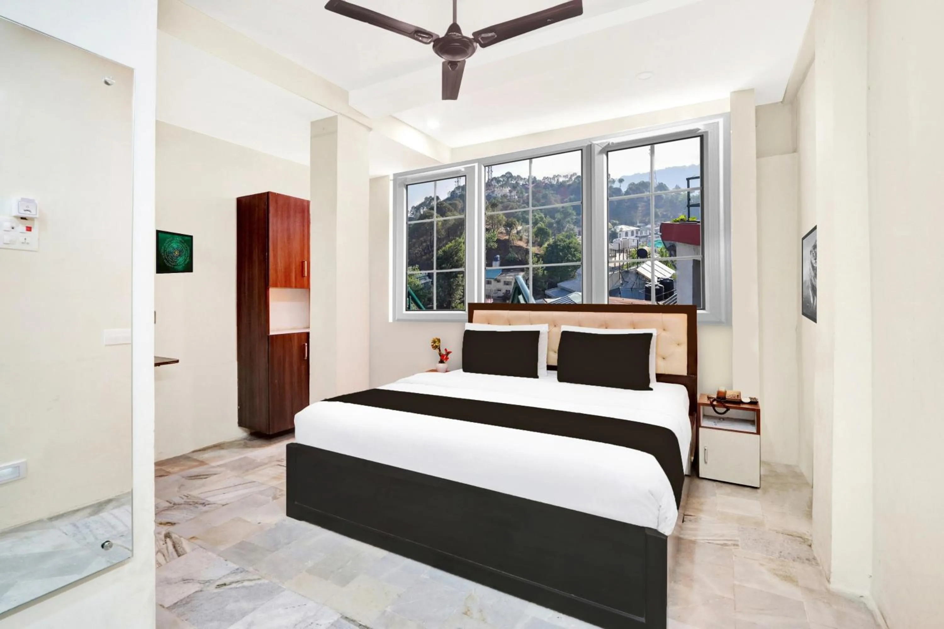 Bedroom, Bed in Super Hotel O MVP Double Road
